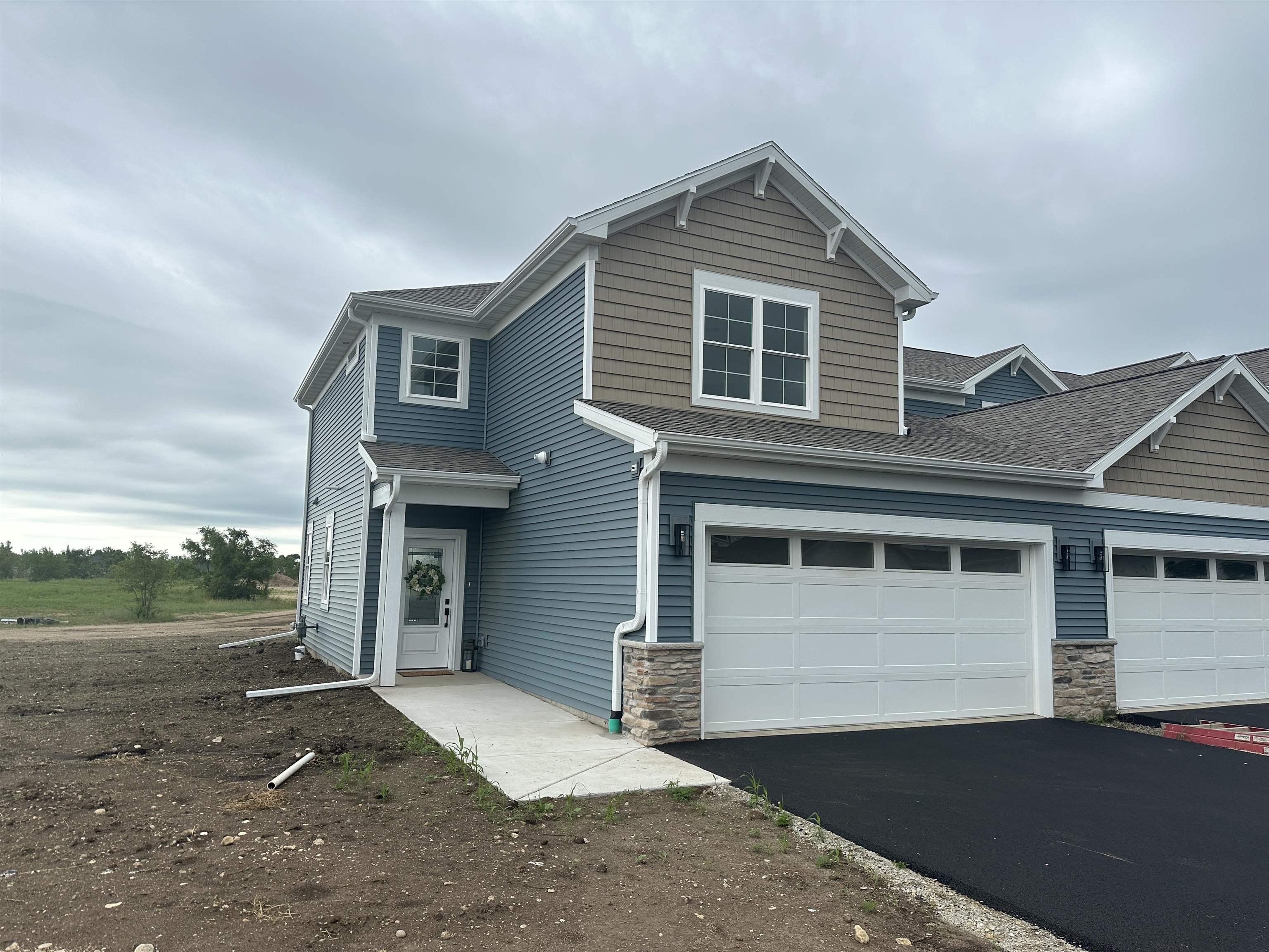 3166 S Bartells Drive Property Photo 1