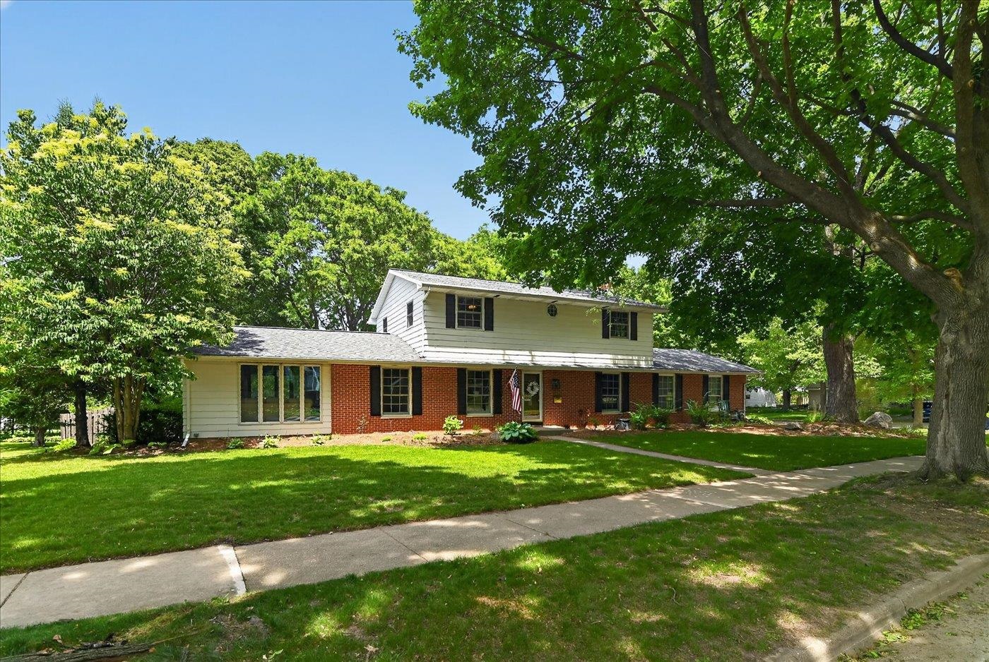 6602 Montclair Lane