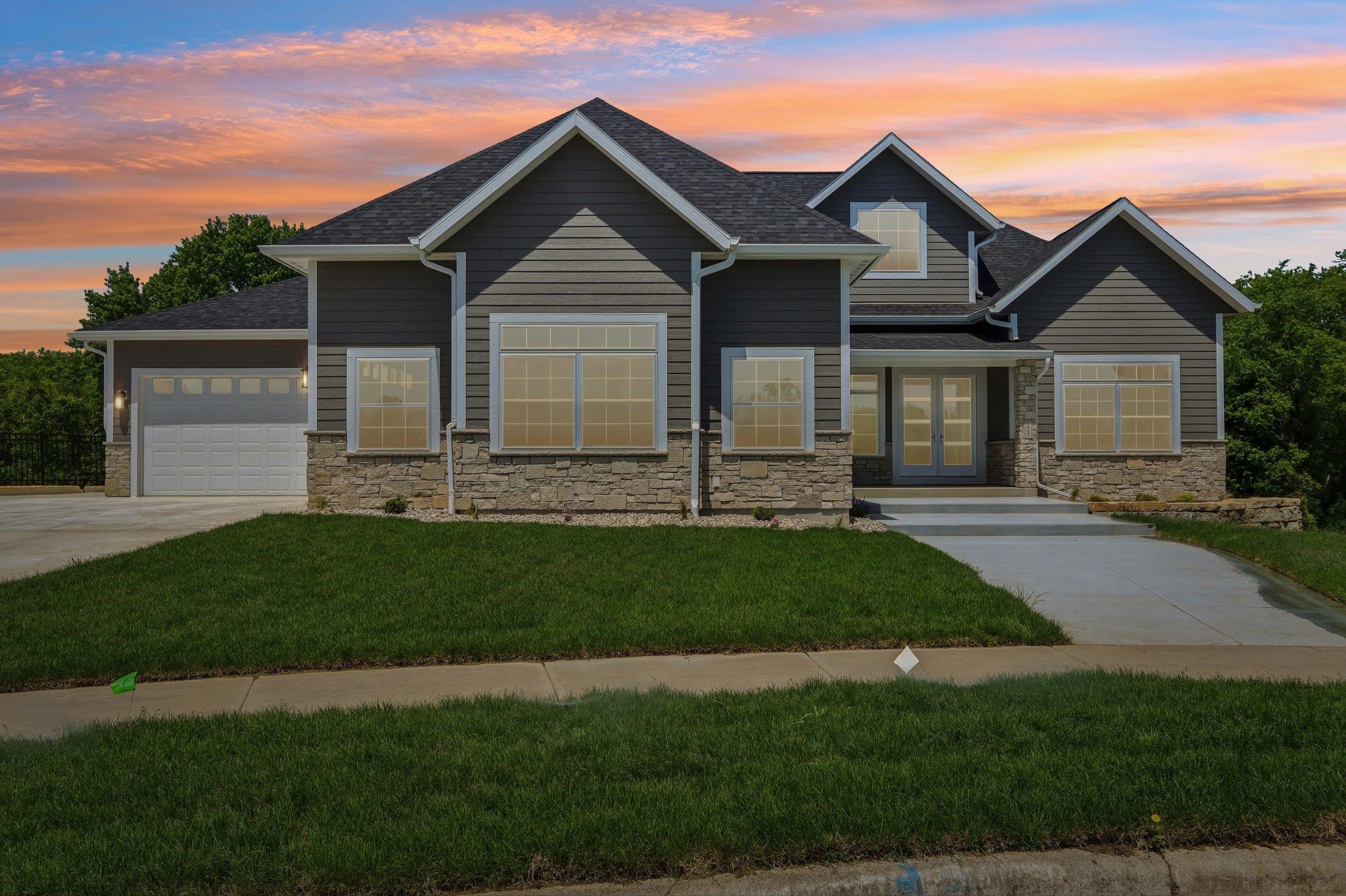 1468 Serenity Court Property Photo 1