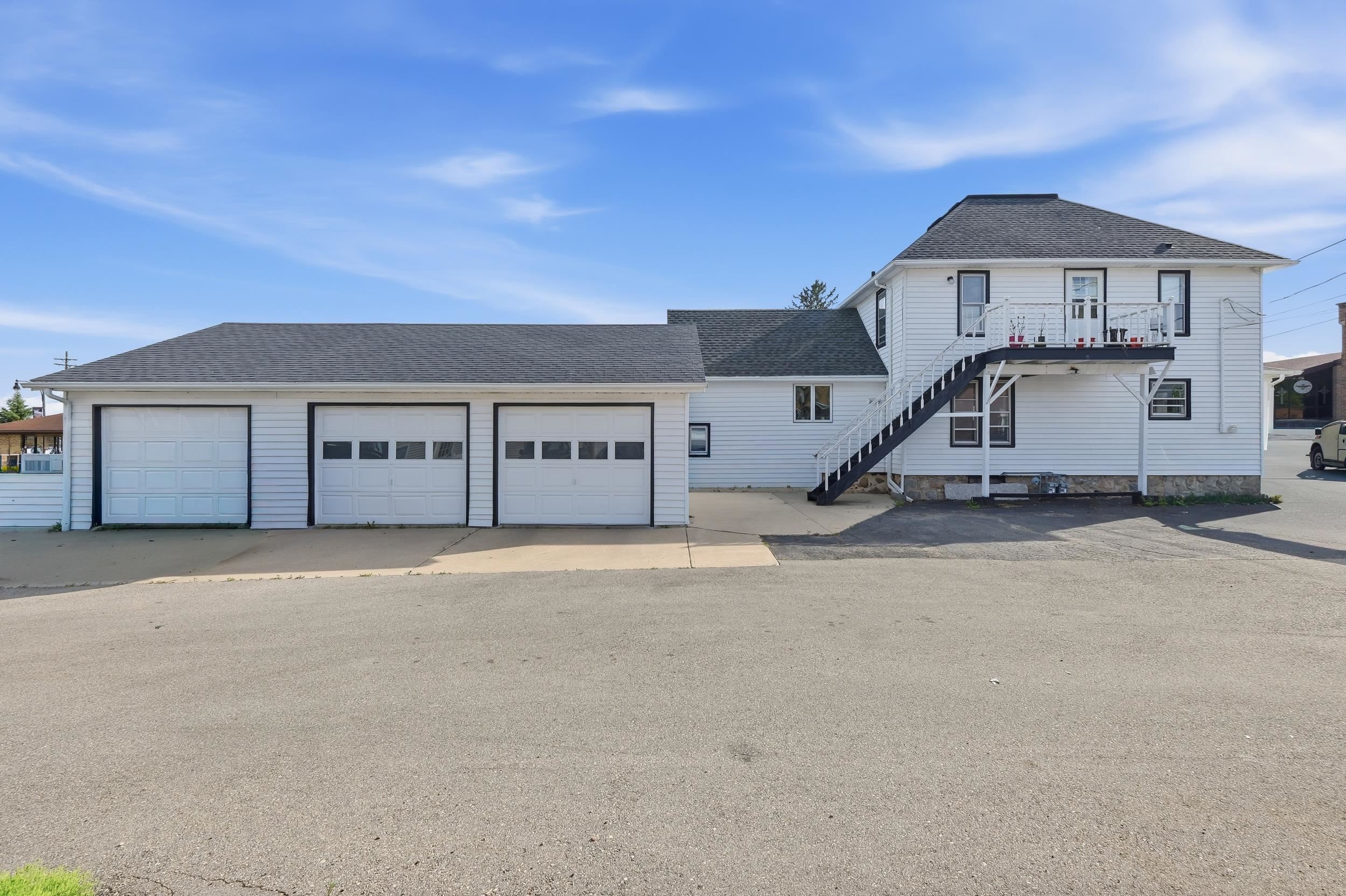 113-115 S Beebe Street Property Photo 1