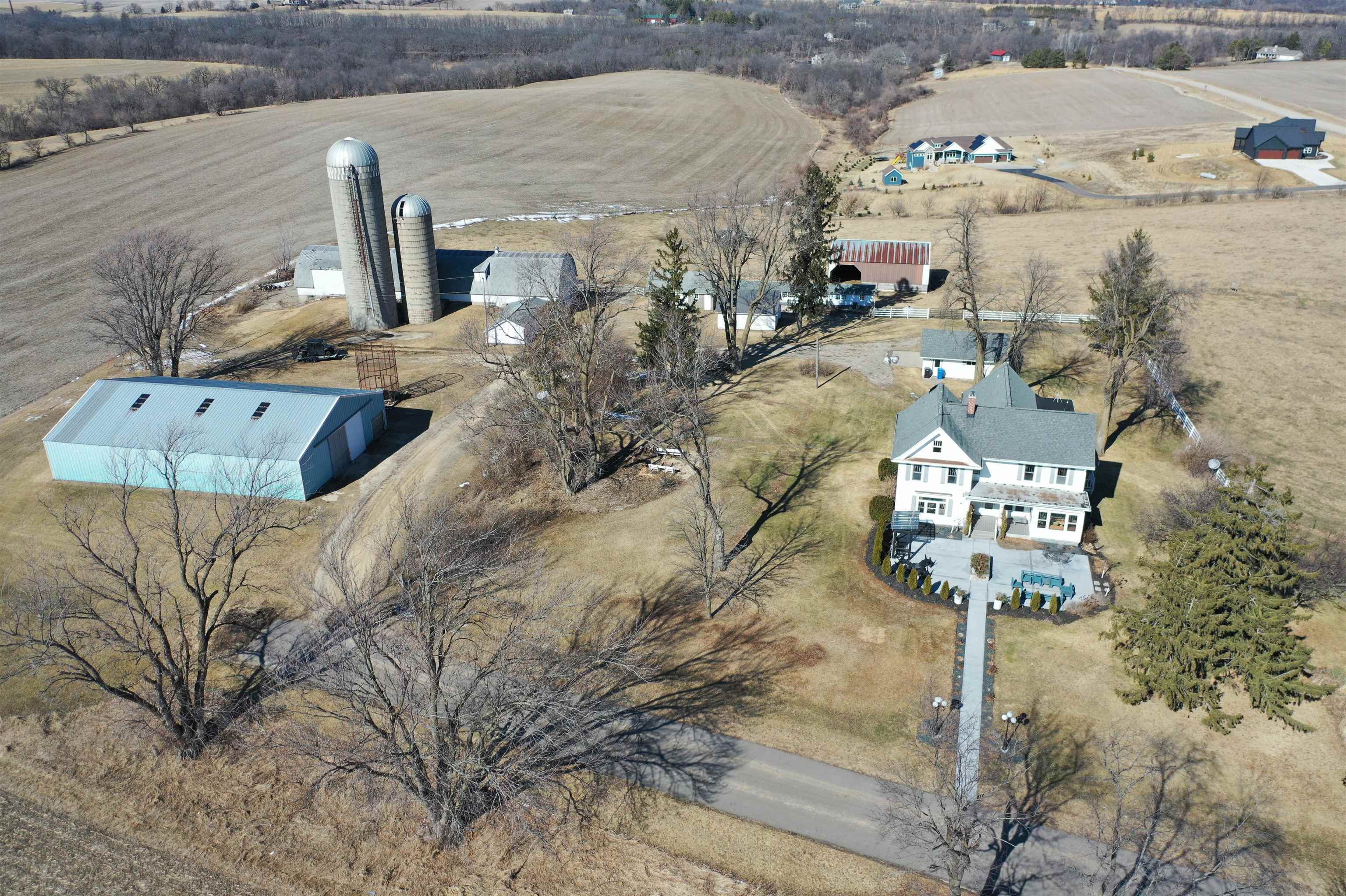 2749 Town Hall Rd Property Photo 1