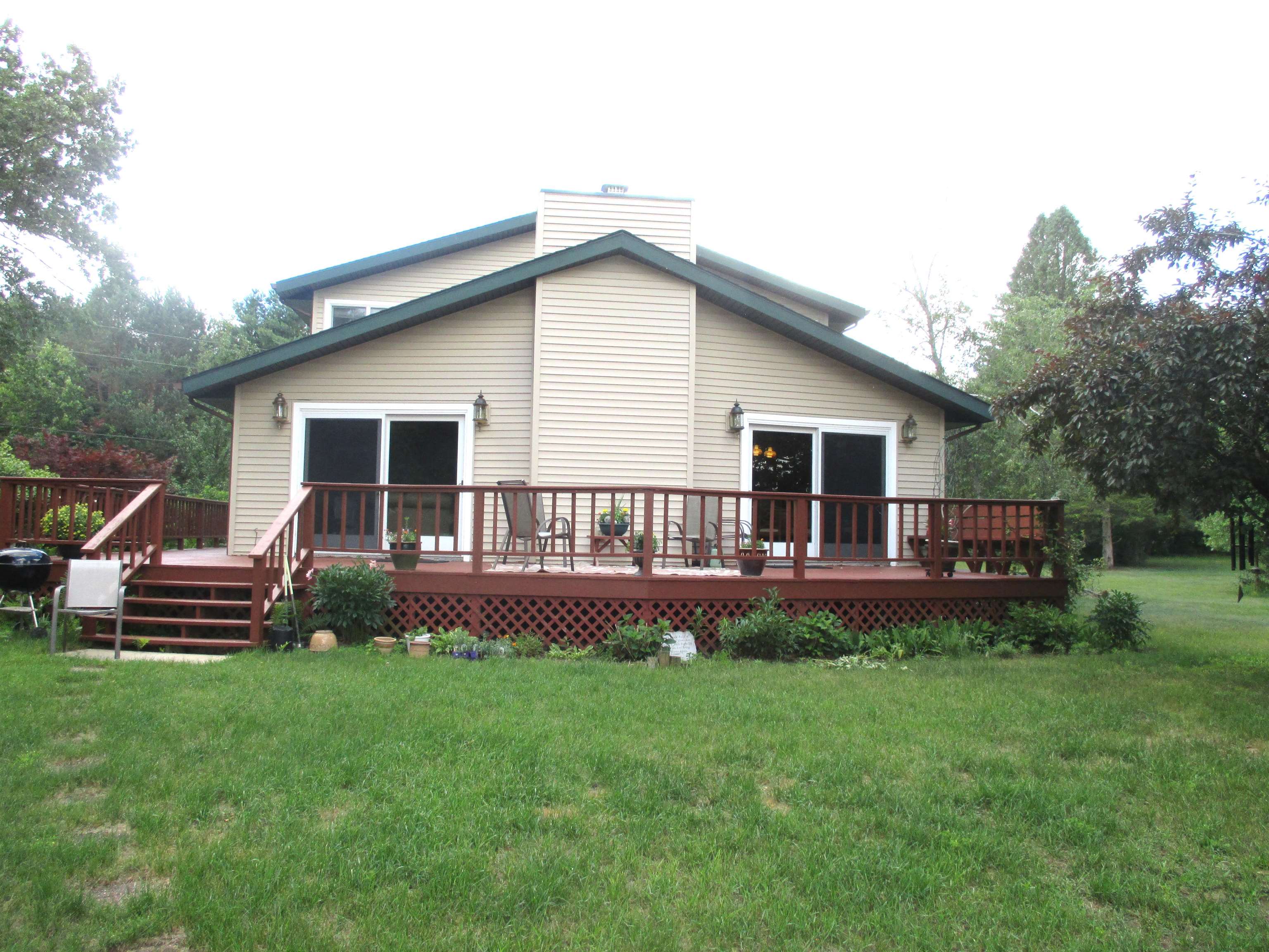 272 Carriage Road Property Photo 1