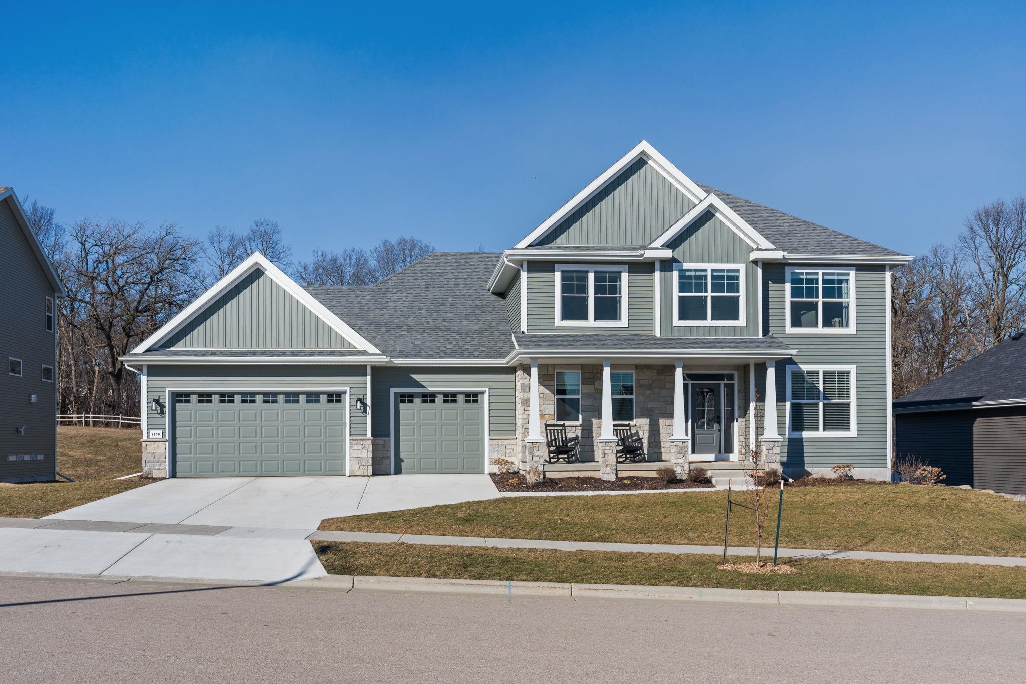 4070 Great Bridge Drive Property Photo 1