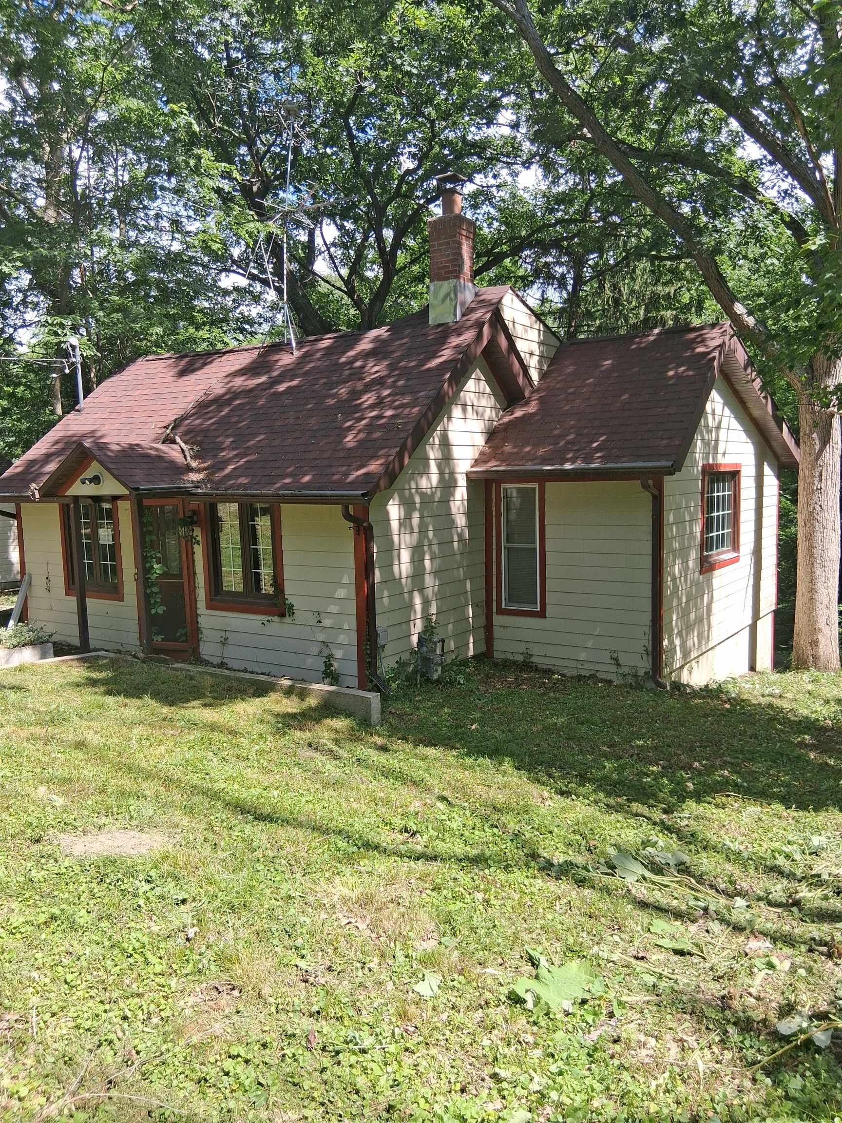 W8846 Hickory Drive Property Photo 1