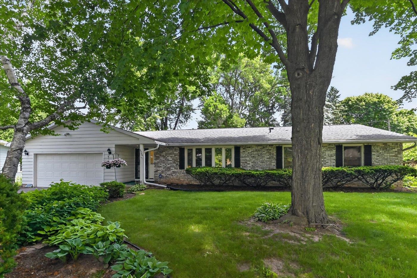3306 Kingston Drive Property Photo 1