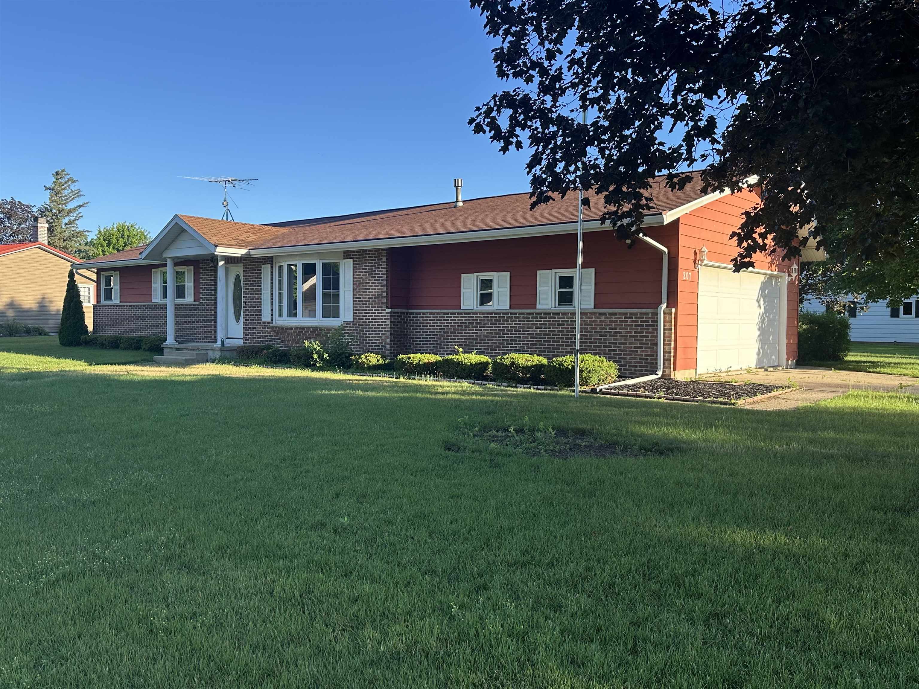 207 Cedar Avenue