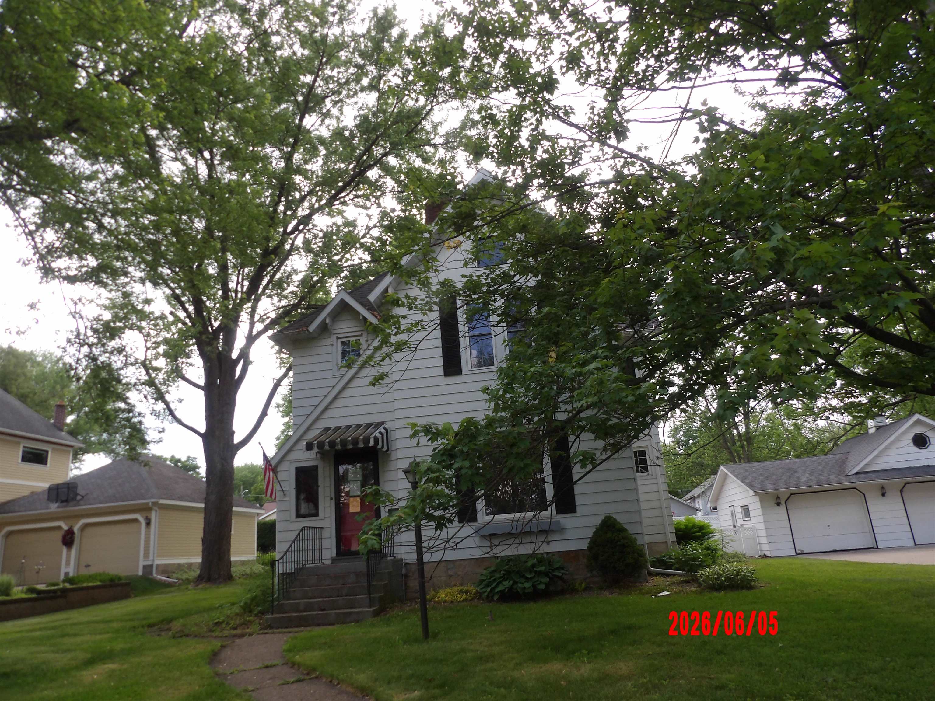 302 Clay Street