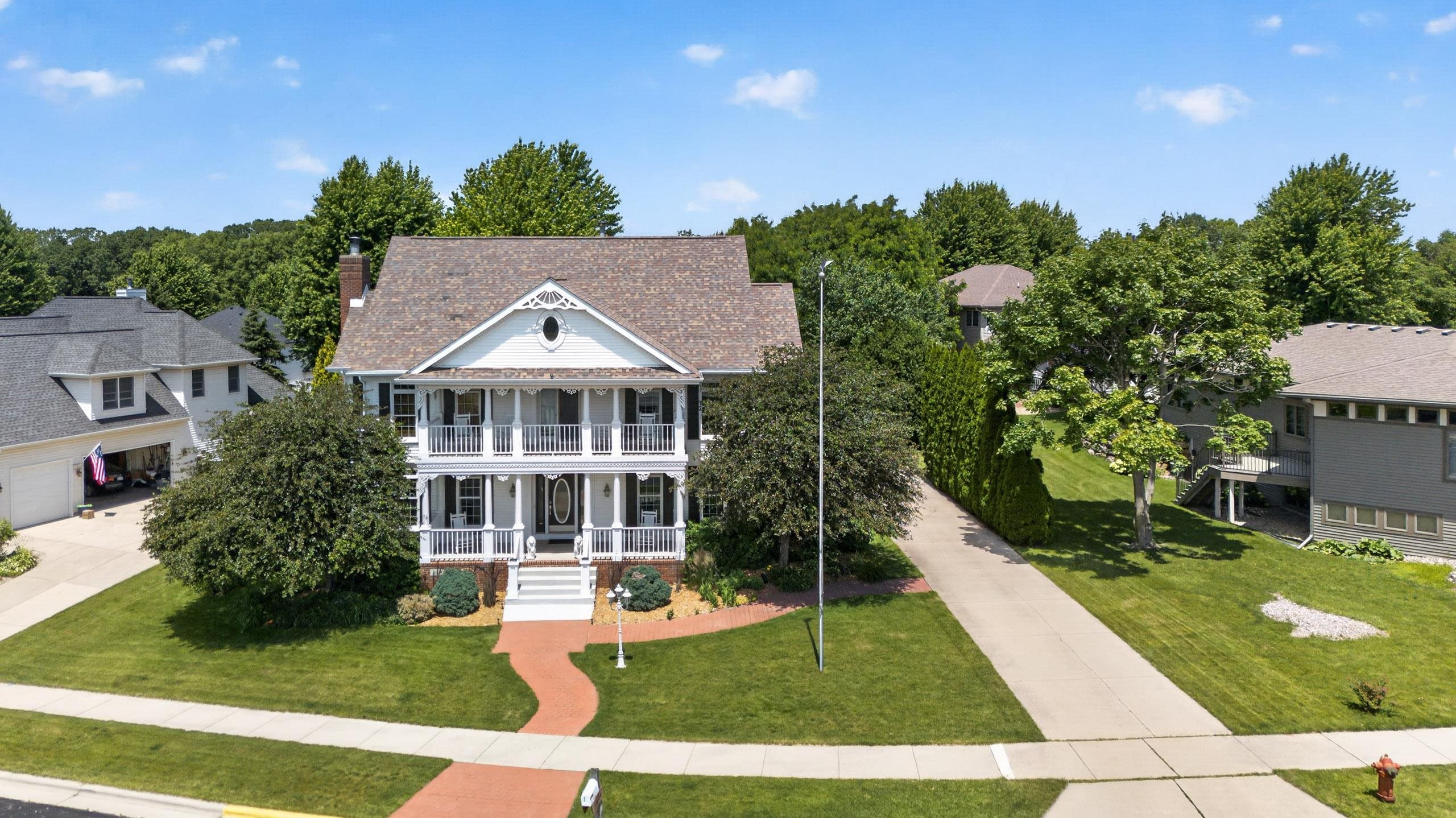 1614 Blue Ridge Trail