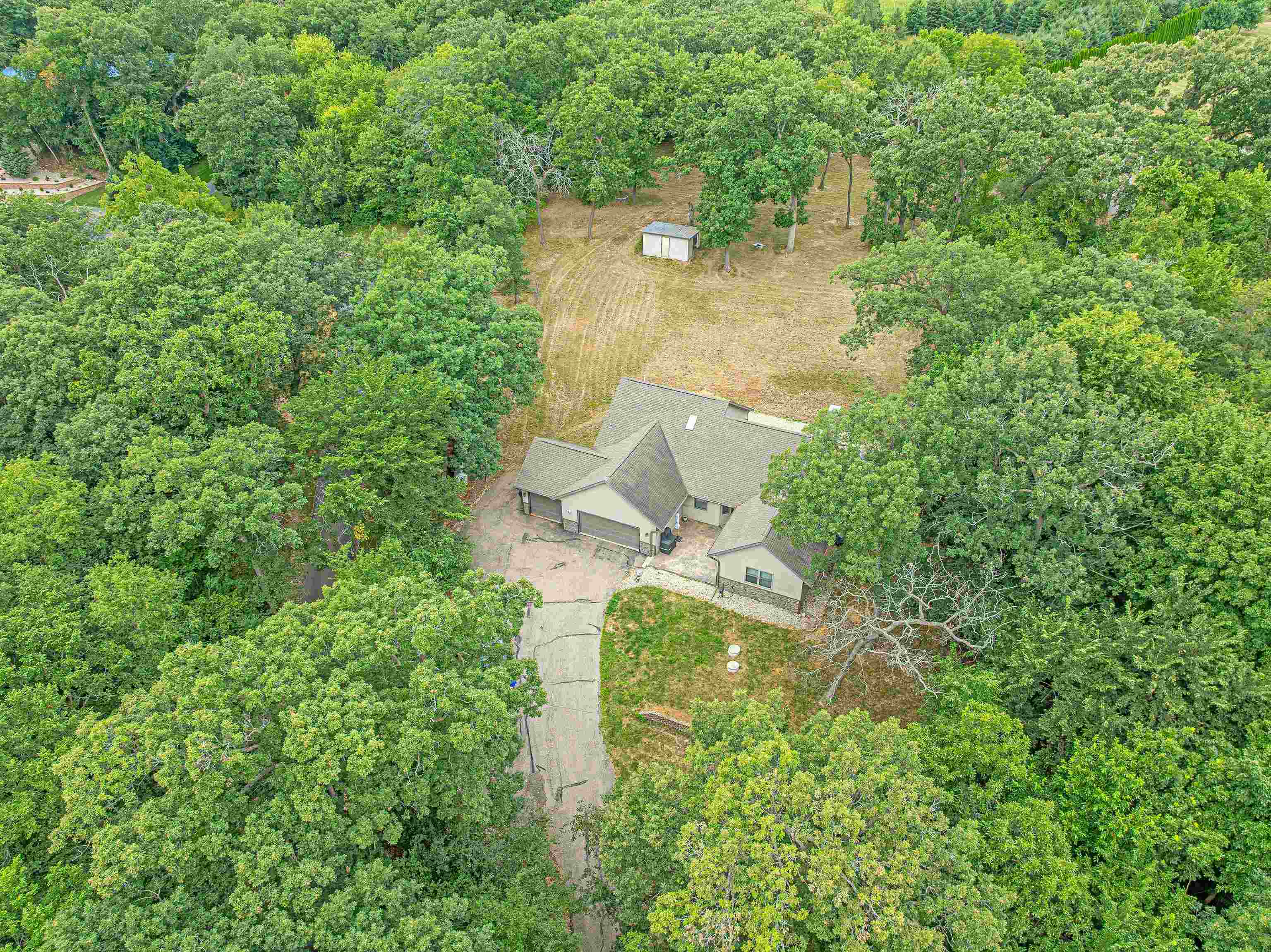 2150 E CARLY Court