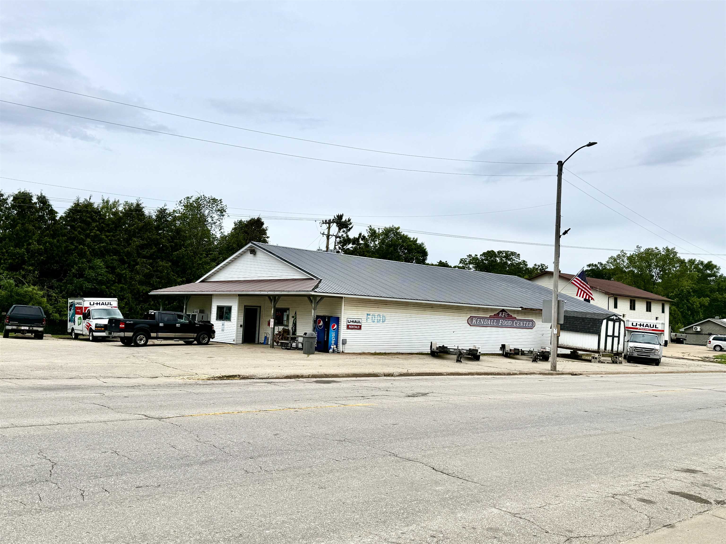 O E South Railroad Property Photo 1