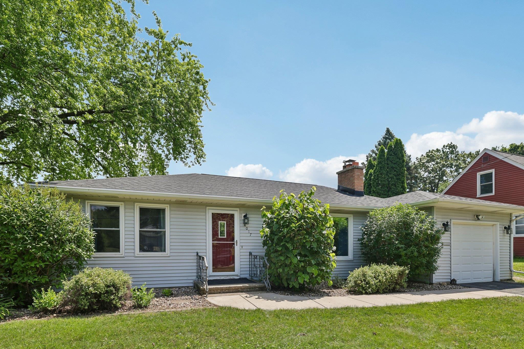4017 Zeno Street Property Photo 1