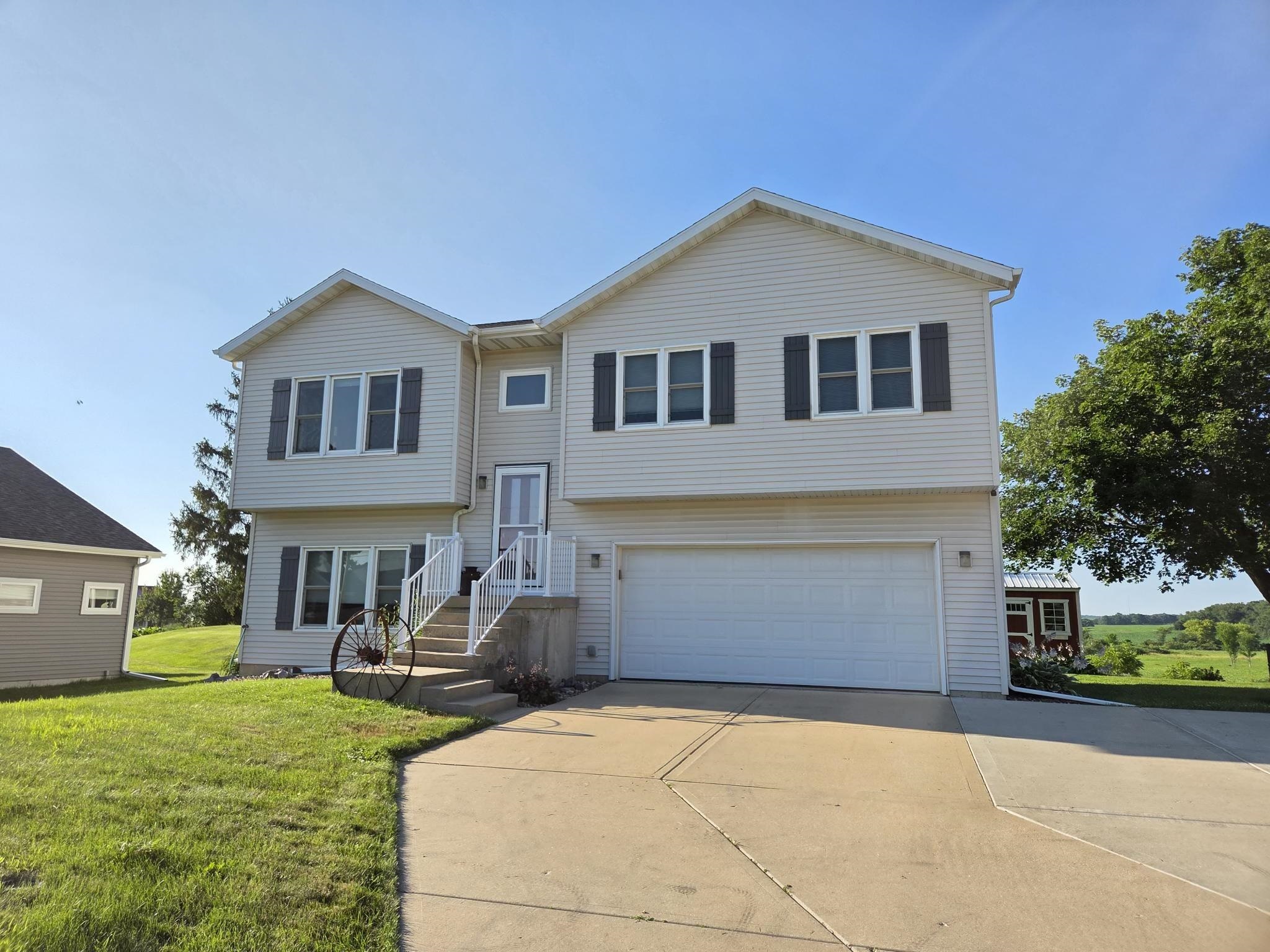 6738 Henry Road Property Photo 1