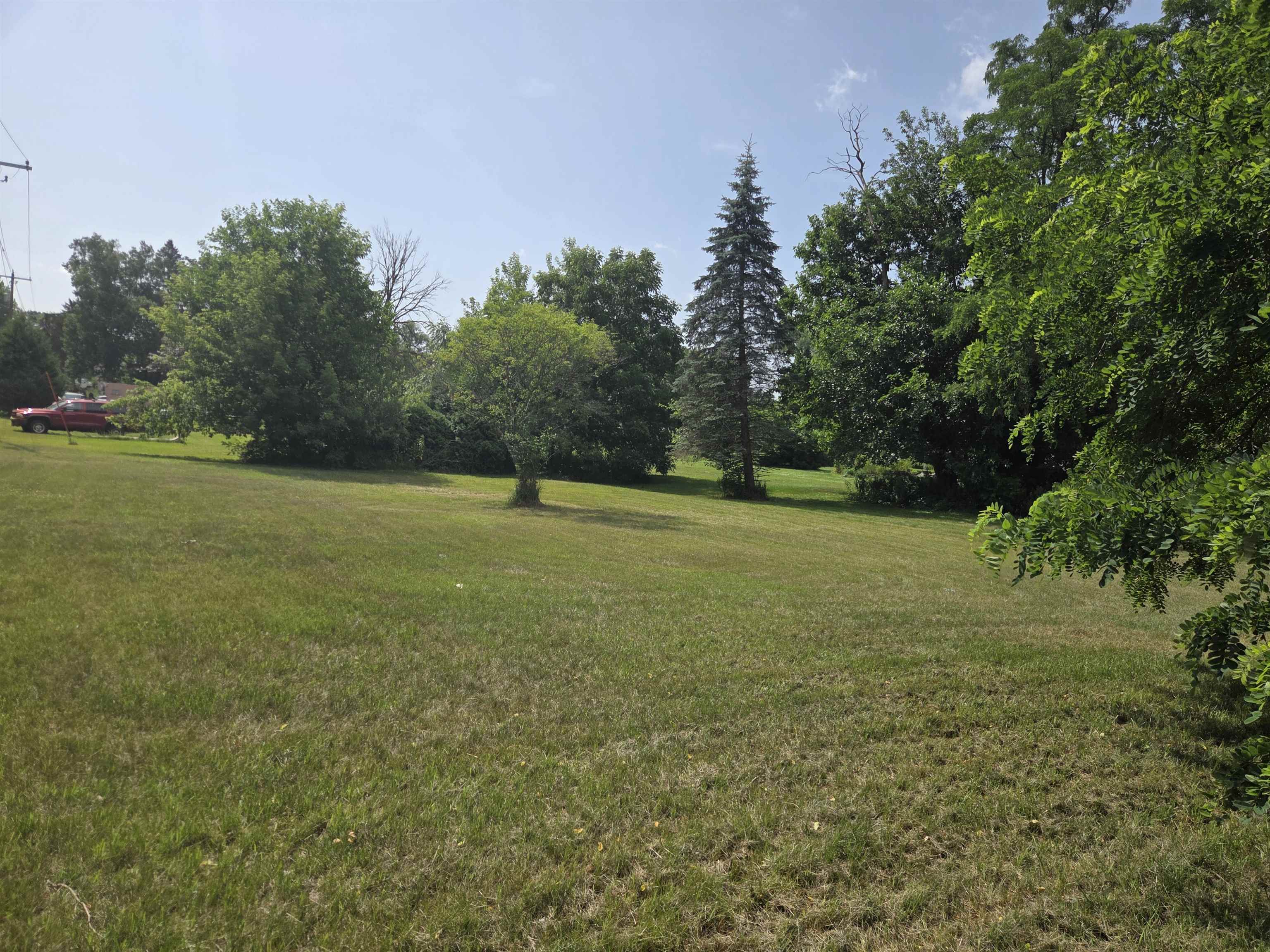 447 N River Drive Property Photo 1