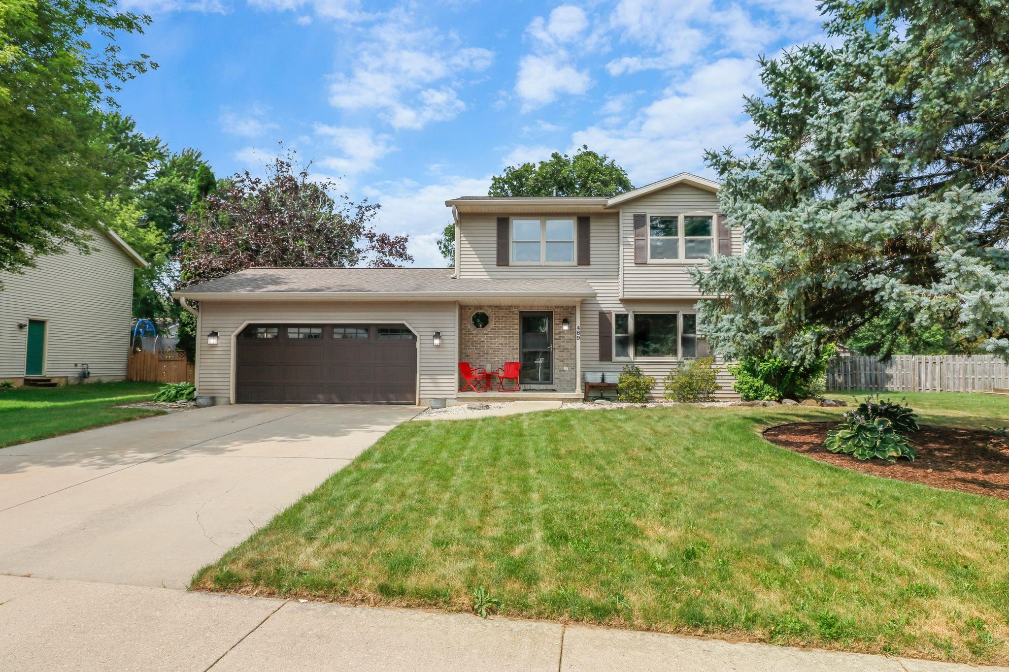 489 Cherry Wood Drive Property Photo 1
