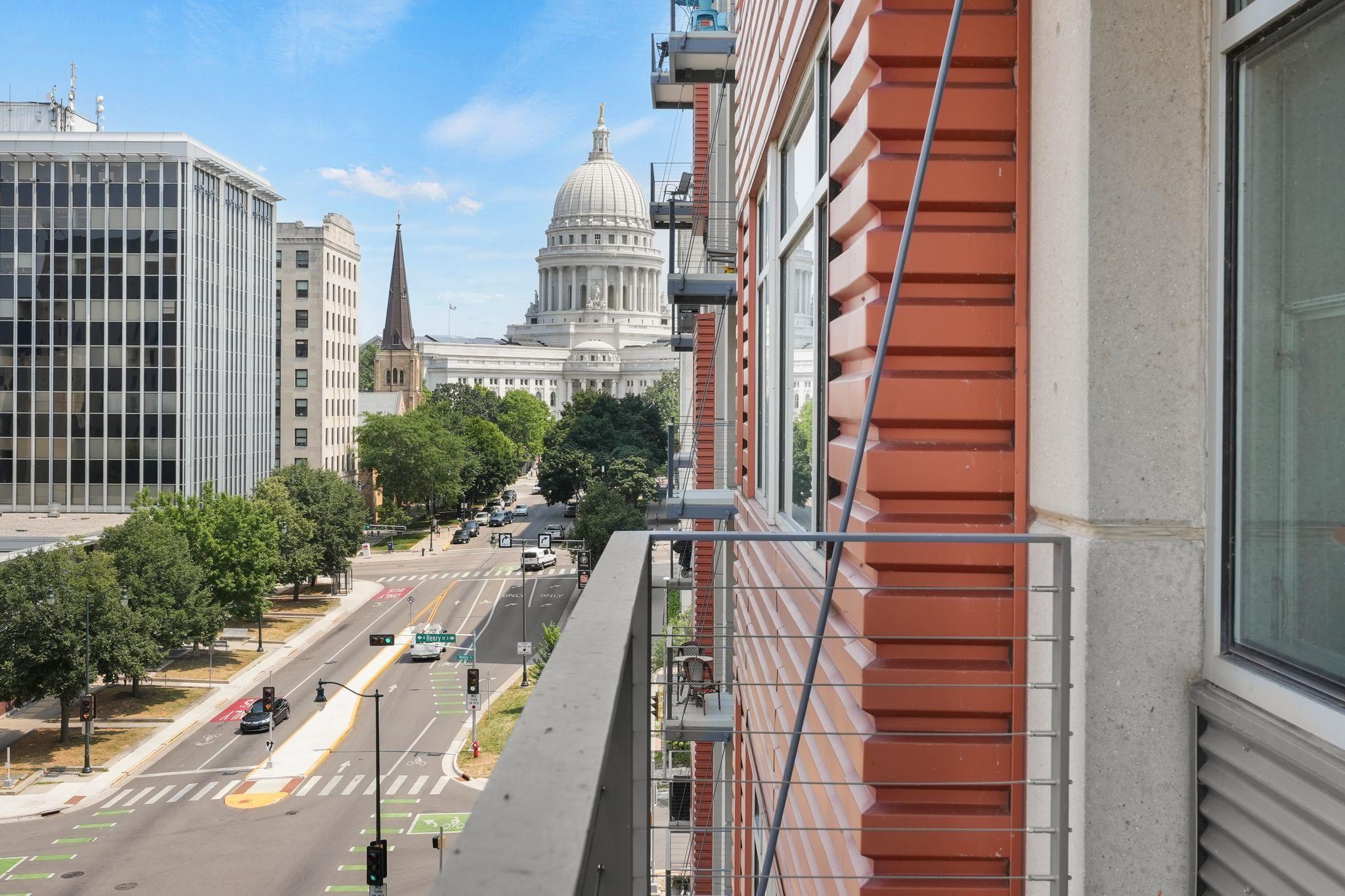 309 W Washington Avenue 601 Property Photo 1
