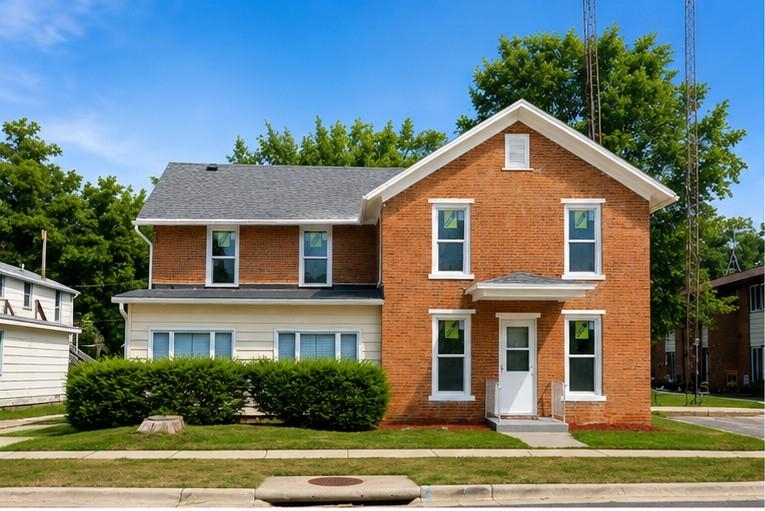 102 E High Street Property Photo 1