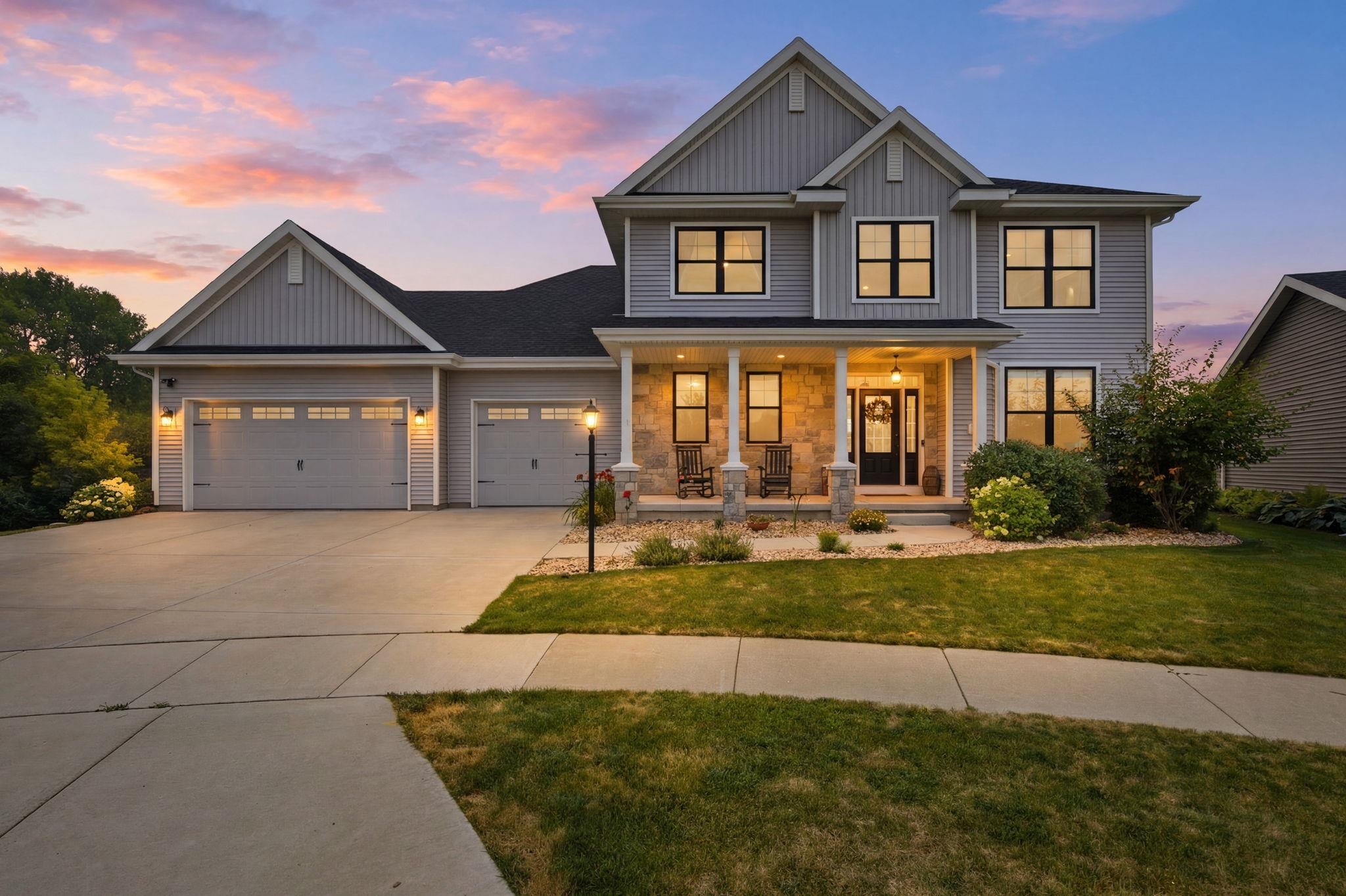 2331 Butterfly Circle Property Photo 1