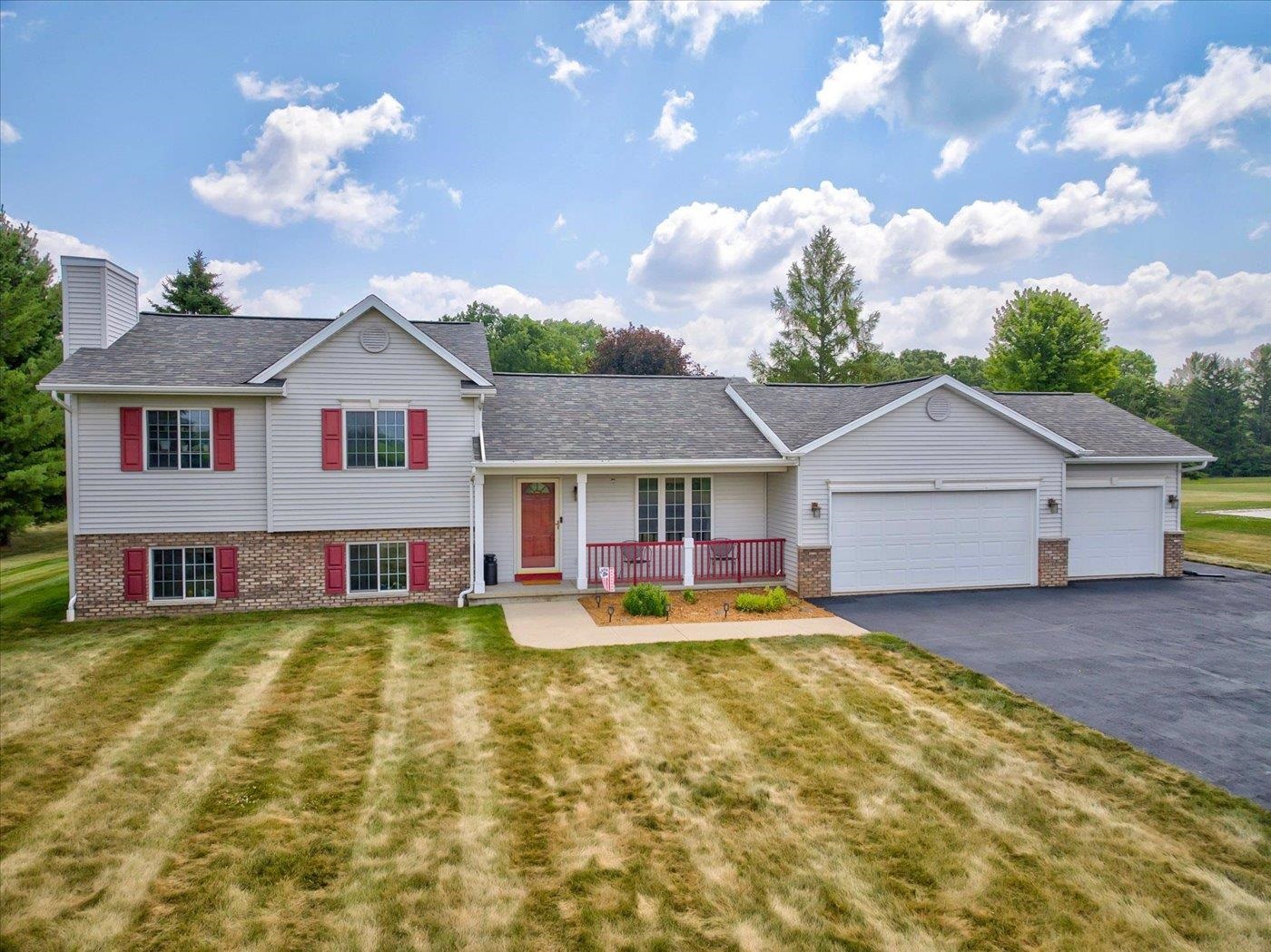 N7534 Burns Road Property Photo 1
