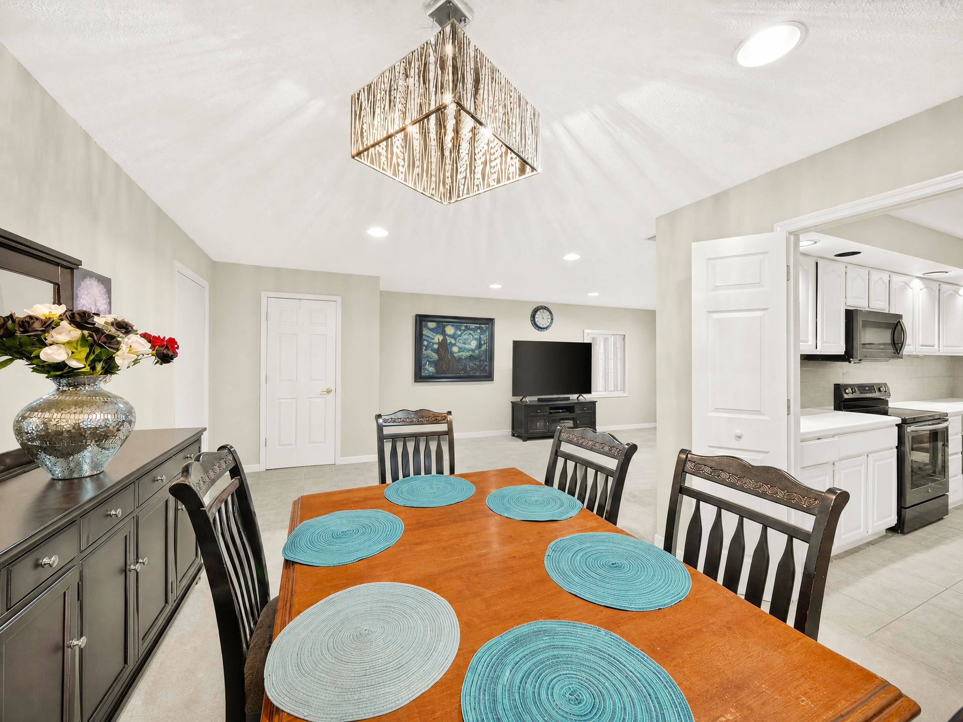75 Golf Parkway C Property Photo 1