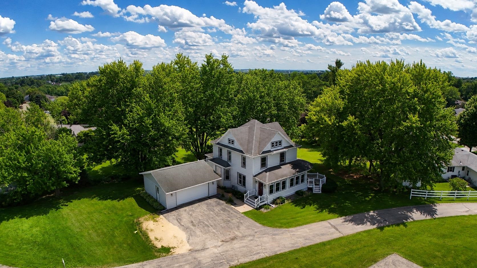 607 Dodge Street Property Photo 1