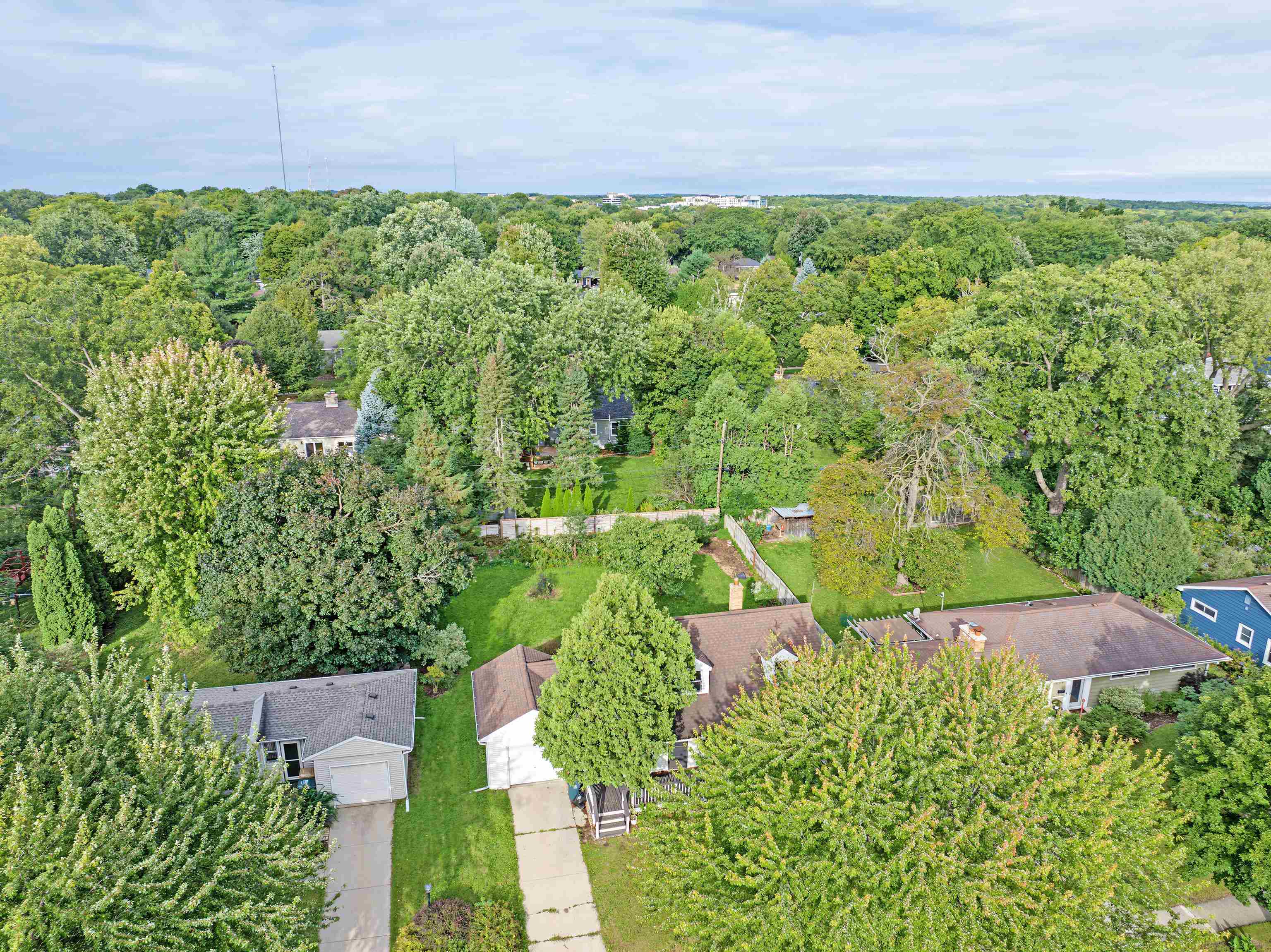 522 S Midvale Boulevard Property Photo 1