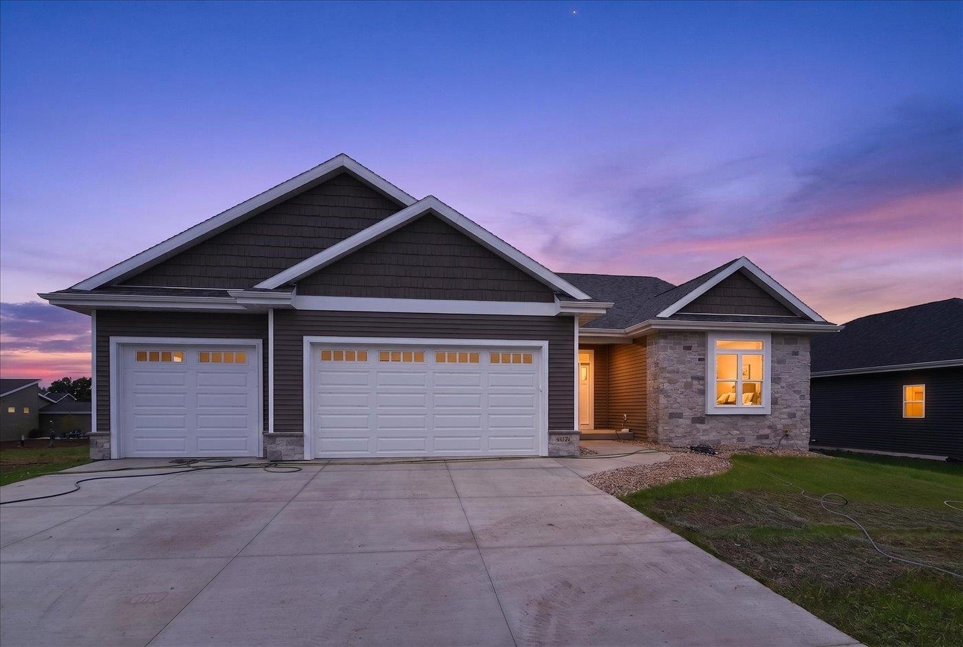 4074 Whistle Rock Circle Property Photo 1