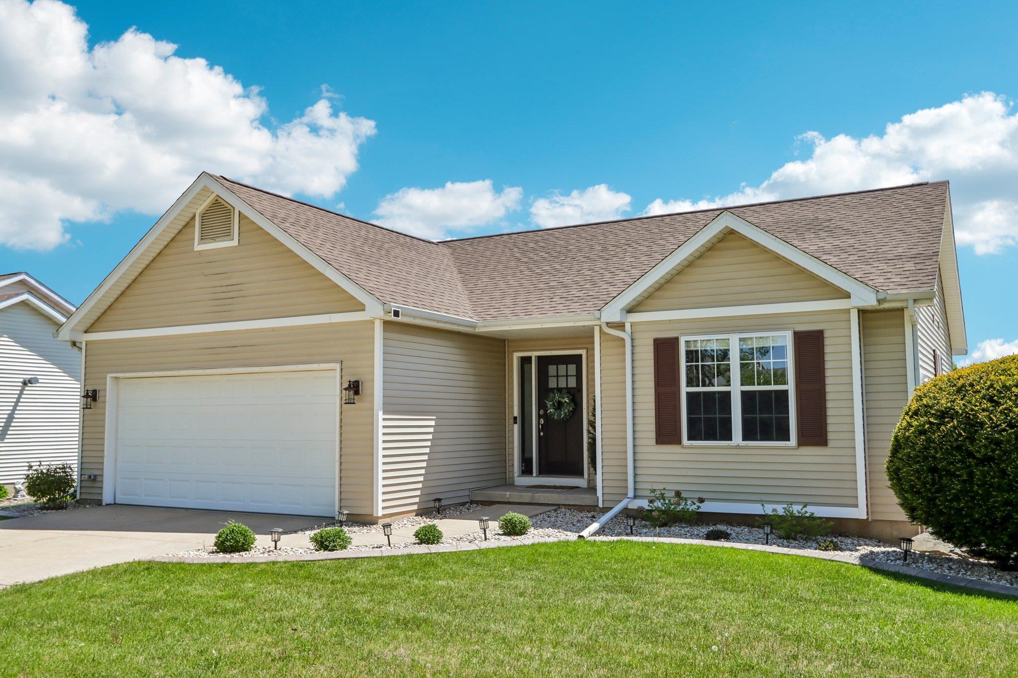 809 Brookstone Crest