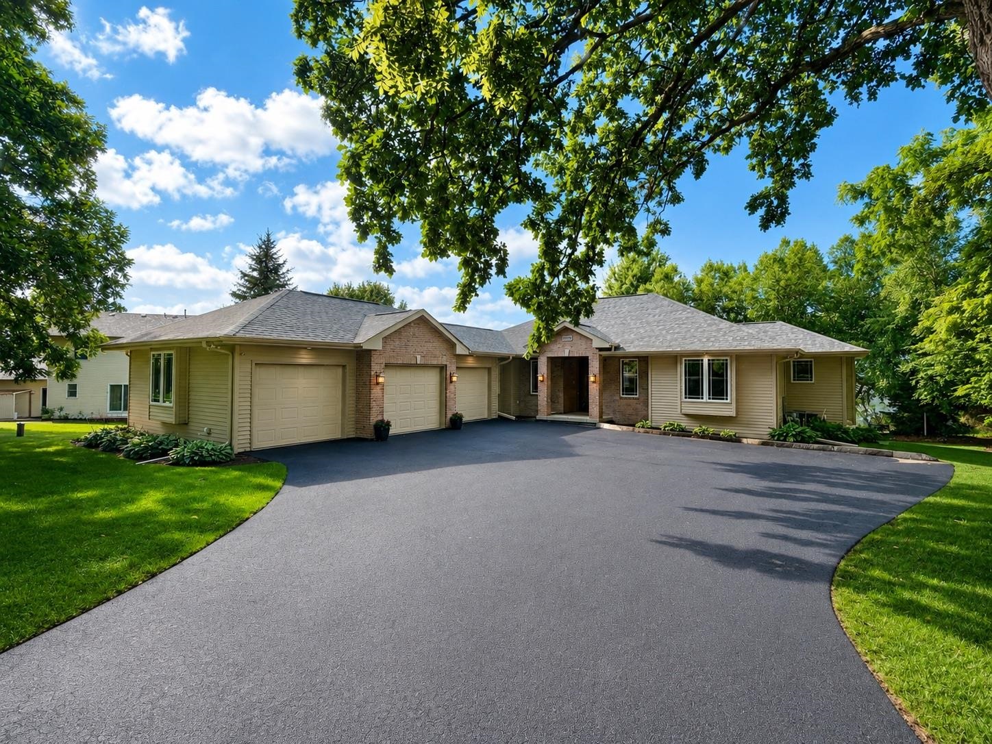 3738 Oak Lane Drive