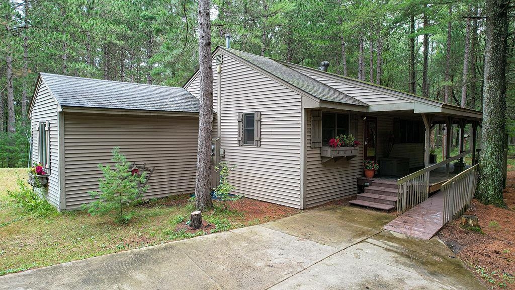 N5510 Deer Island Road Property Photo 1