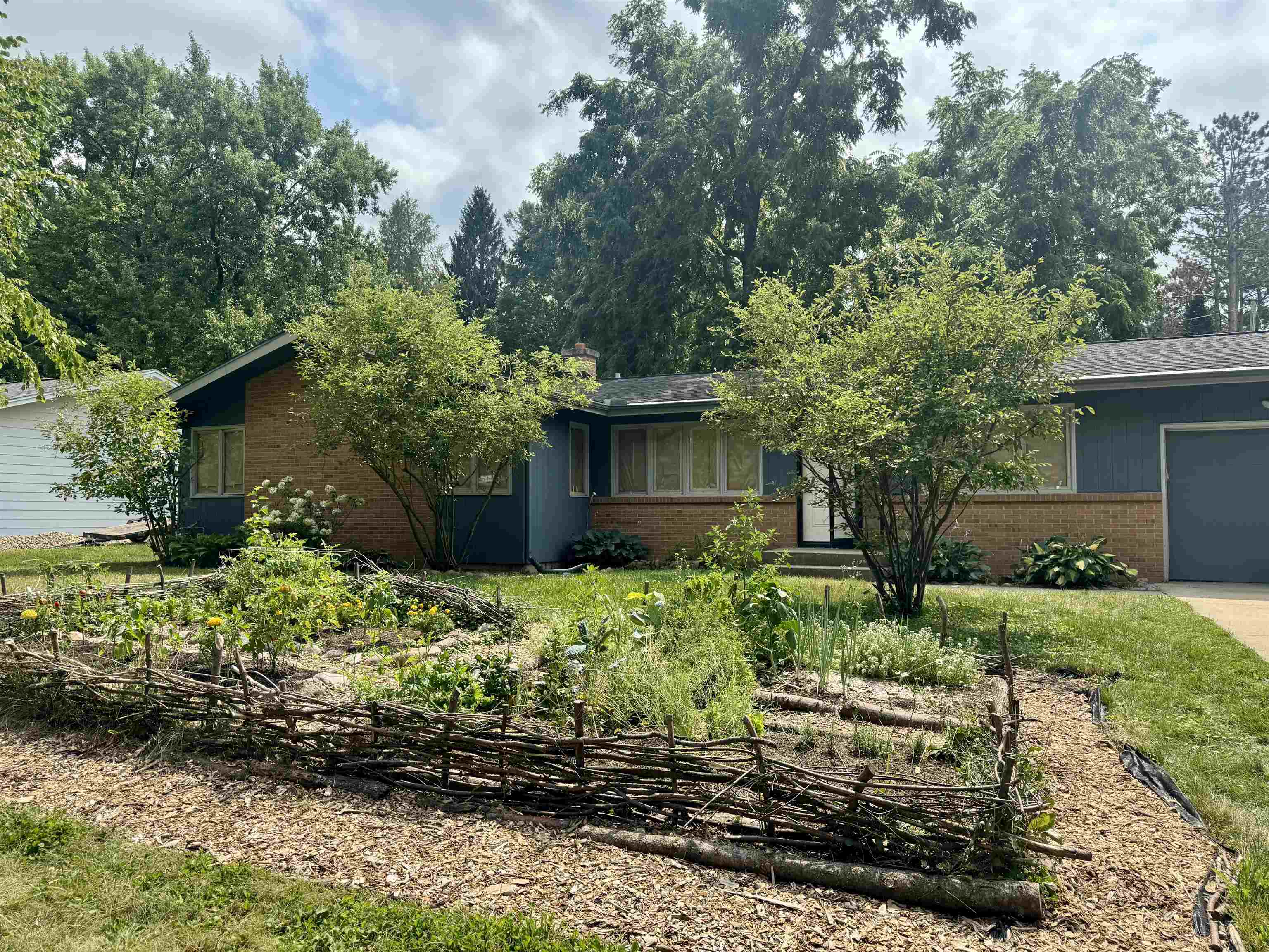 2310 Tanager Trail Property Photo 1