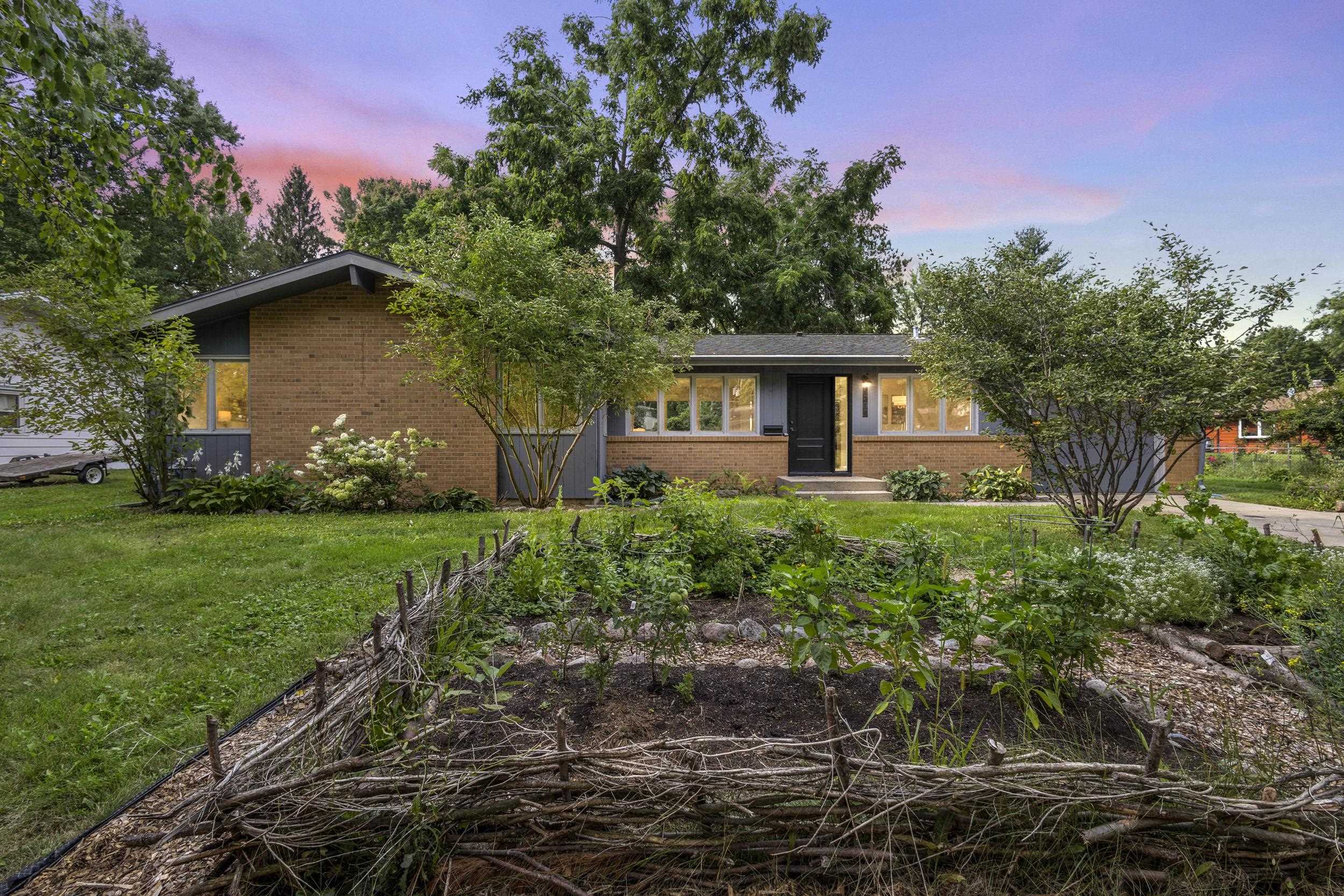 2310 Tanager Trail Property Photo 1