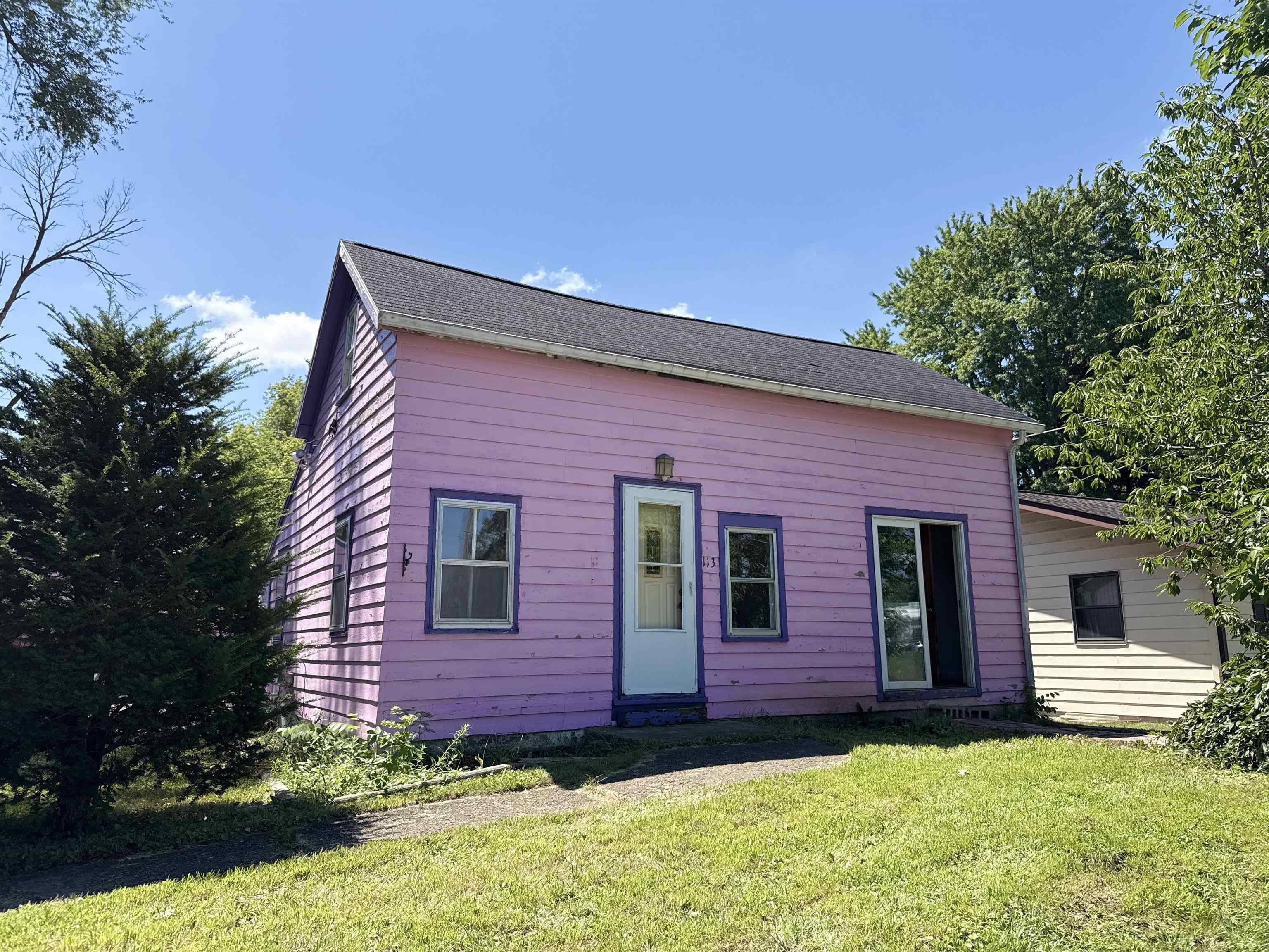 113 E North Street Property Photo 1