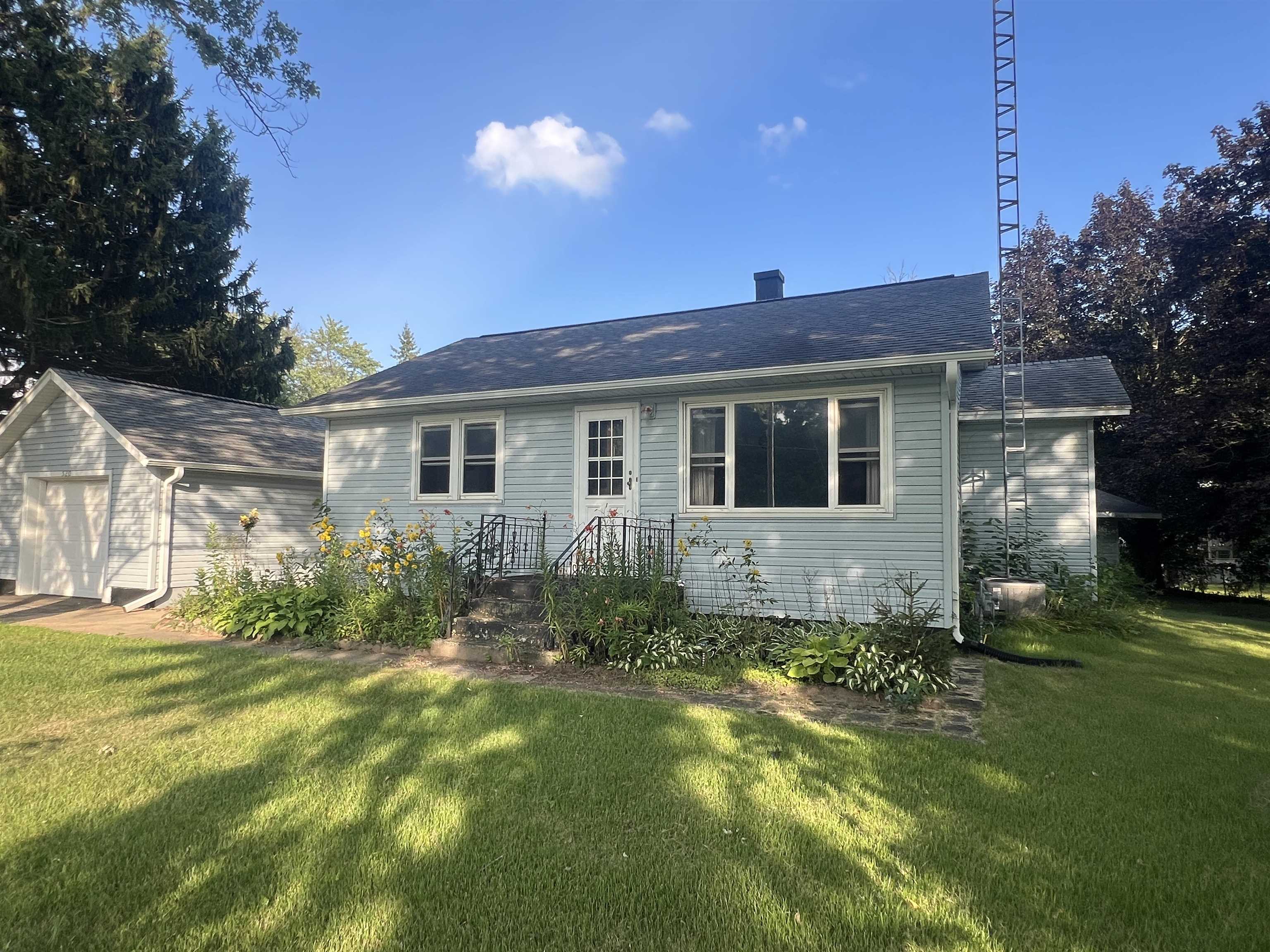 520 N Washington Street Property Photo 1