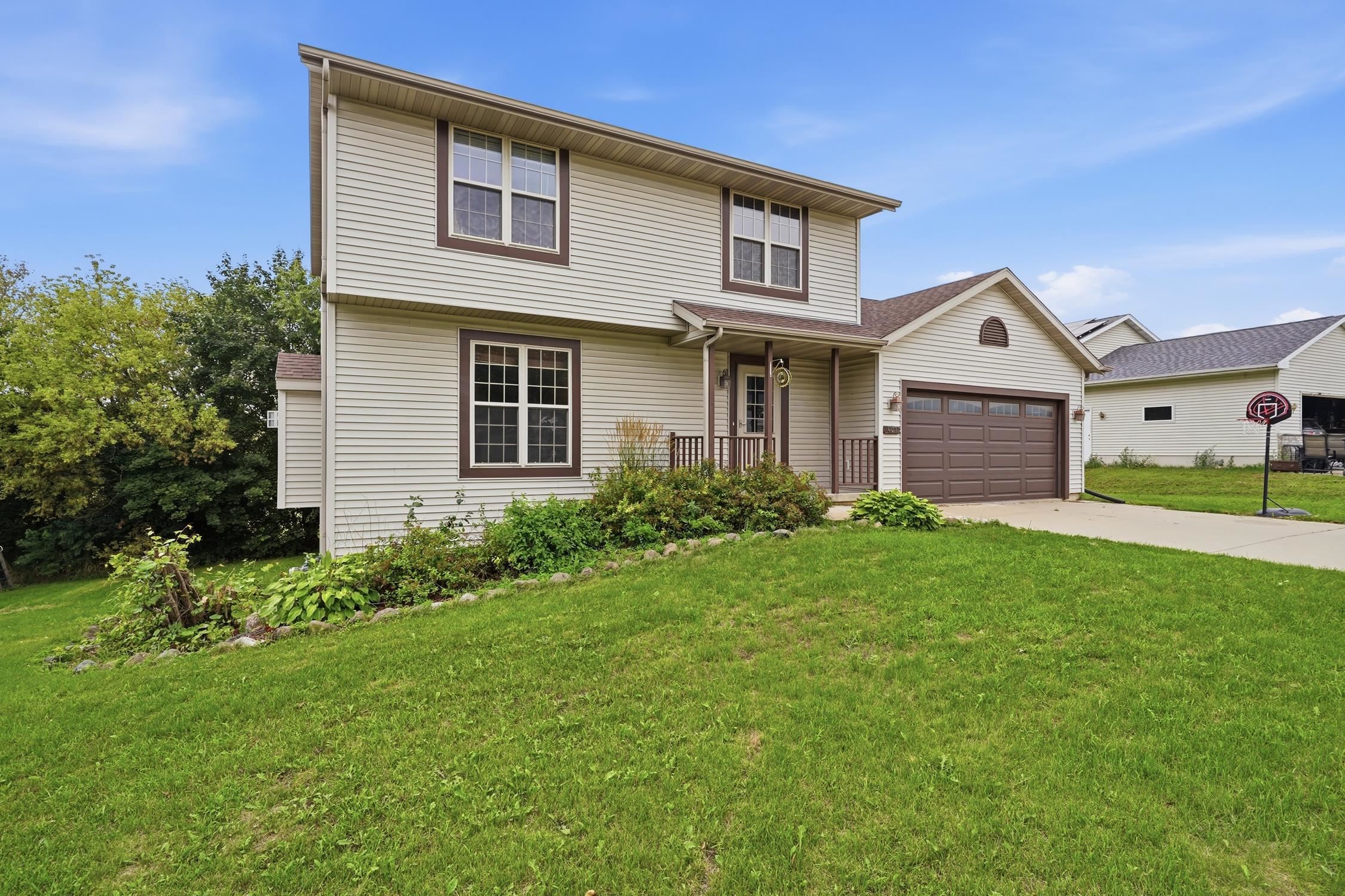 407 Kleine Street Property Photo 1