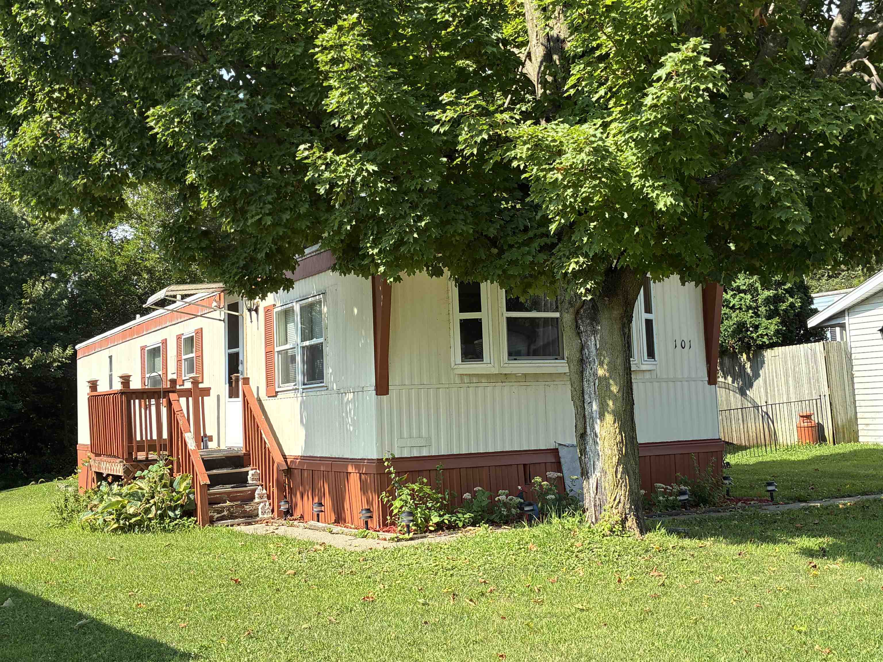 101 Falling Creek Drive 101 Property Photo 1