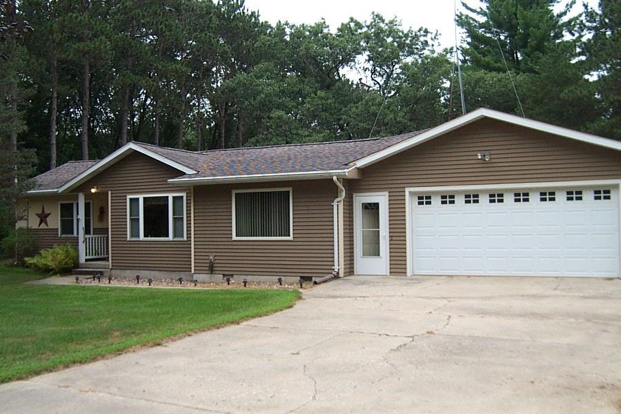 N5058 Fox River Lane Property Photo 1