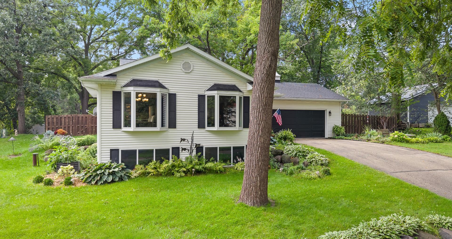 W9295 Oakland Road Property Photo 1