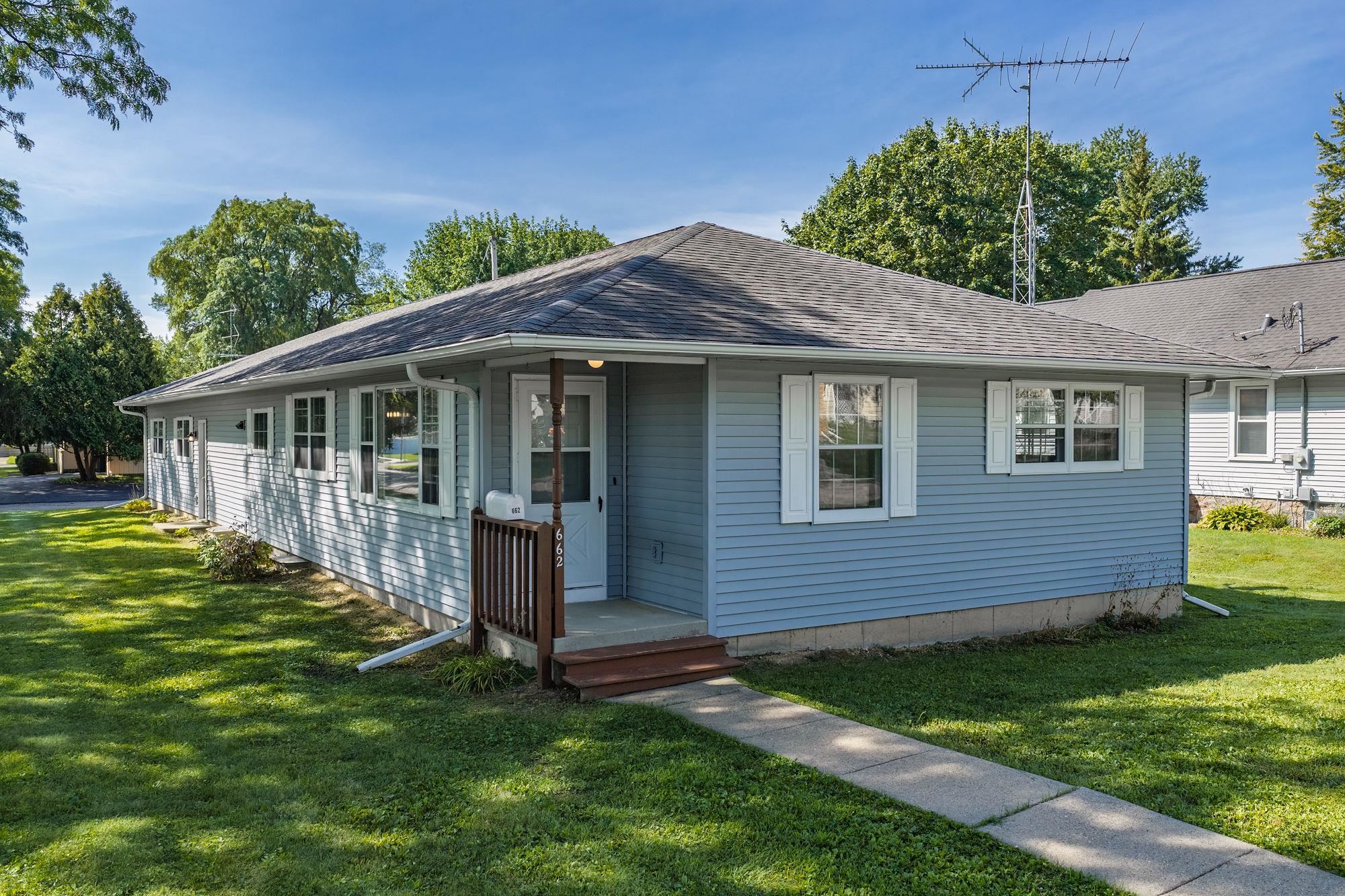 662 11th Street Property Photo 1