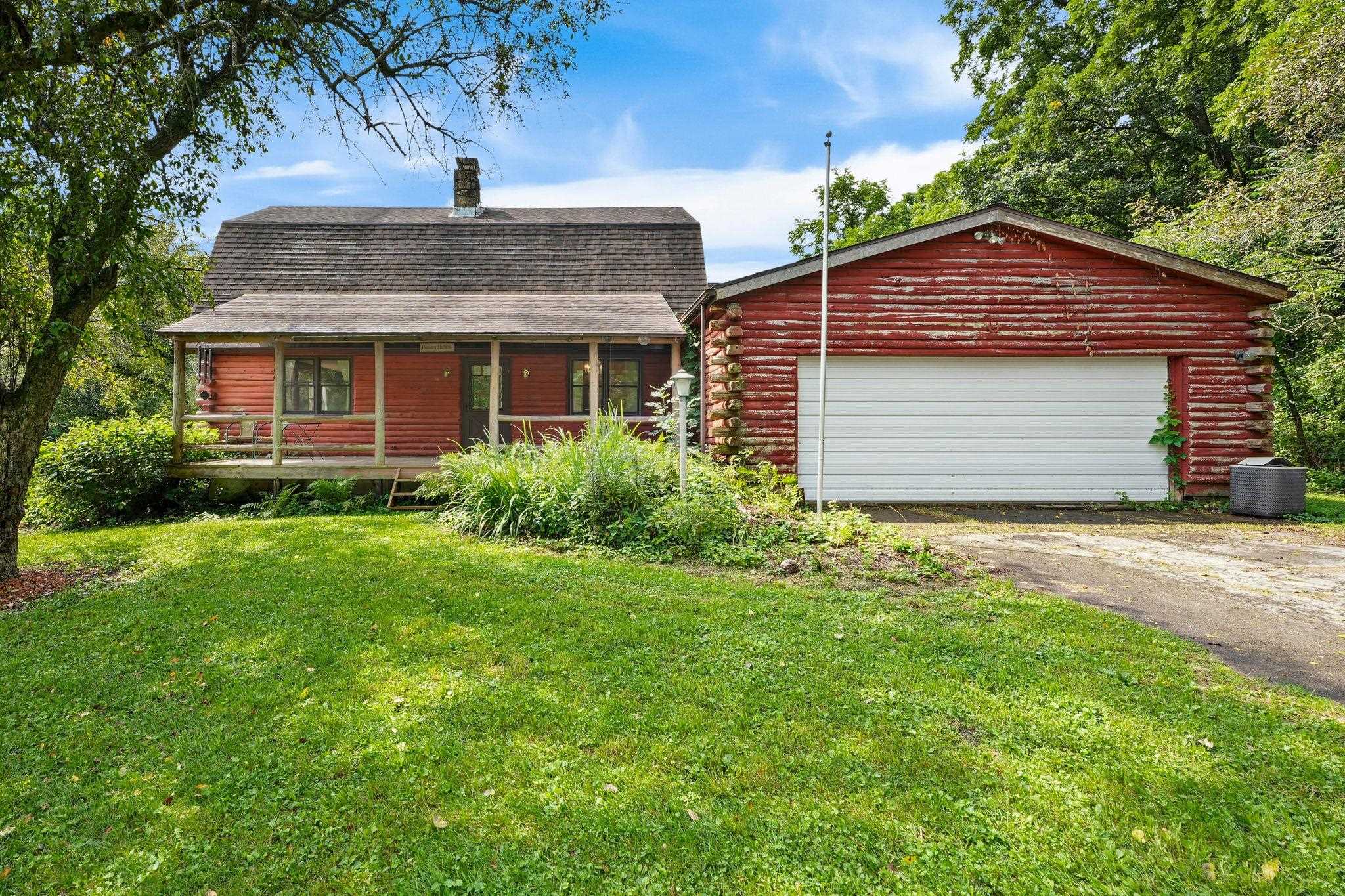 18194 Doyle Road Property Photo 1