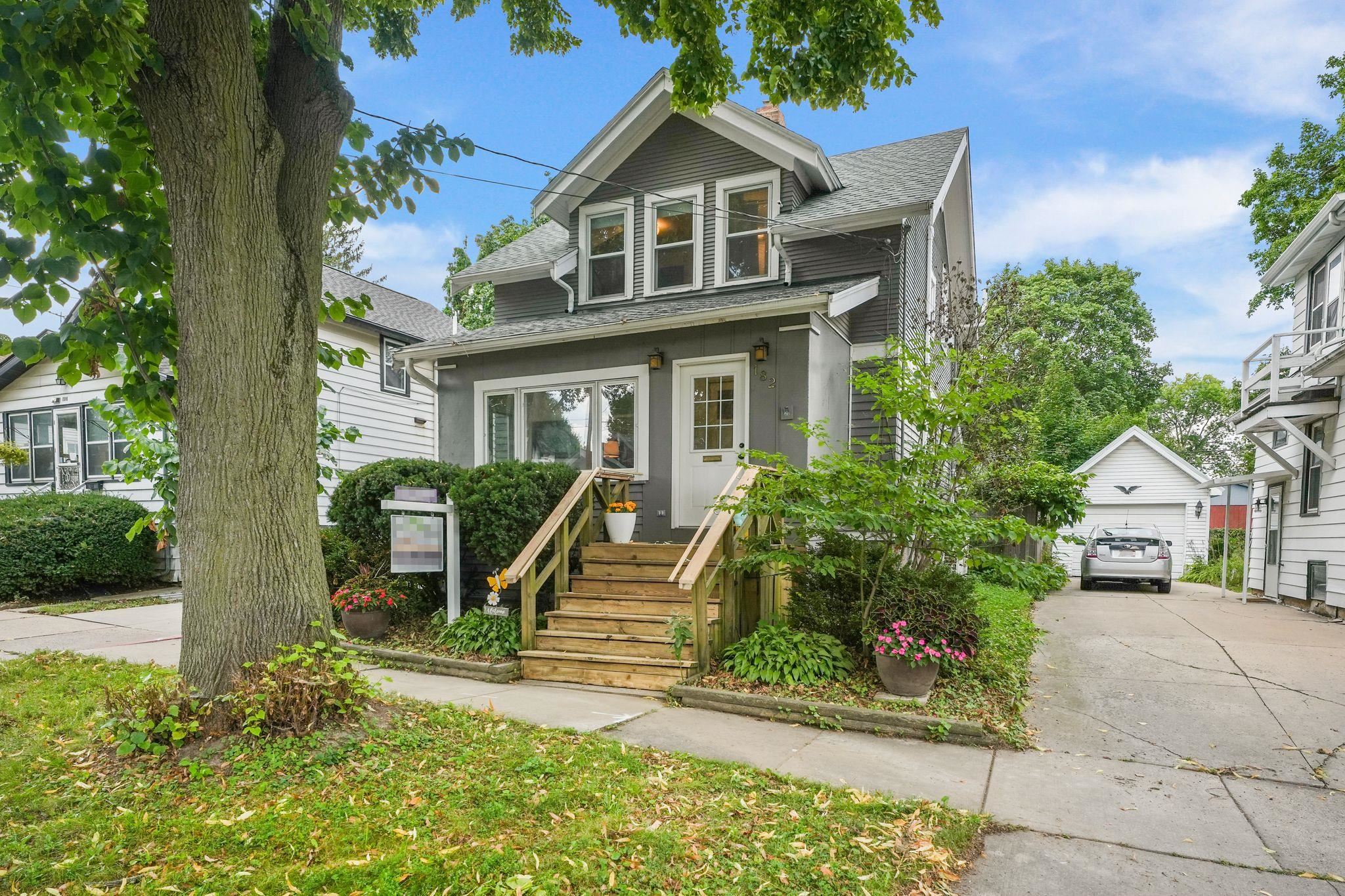 182 Dixon Street Property Photo 1