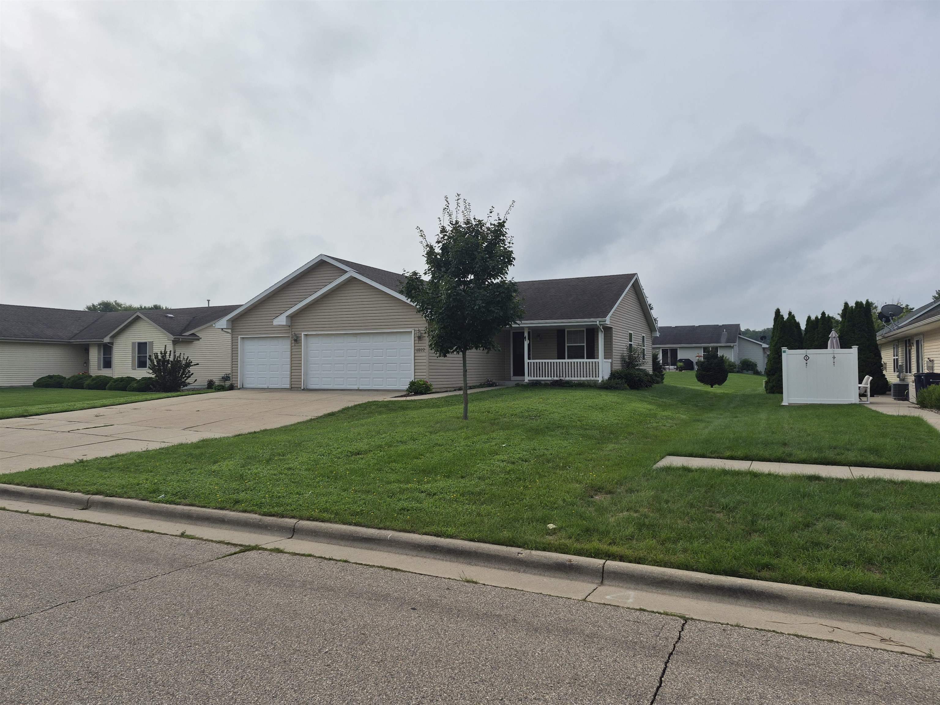 4022 Kingsford Drive