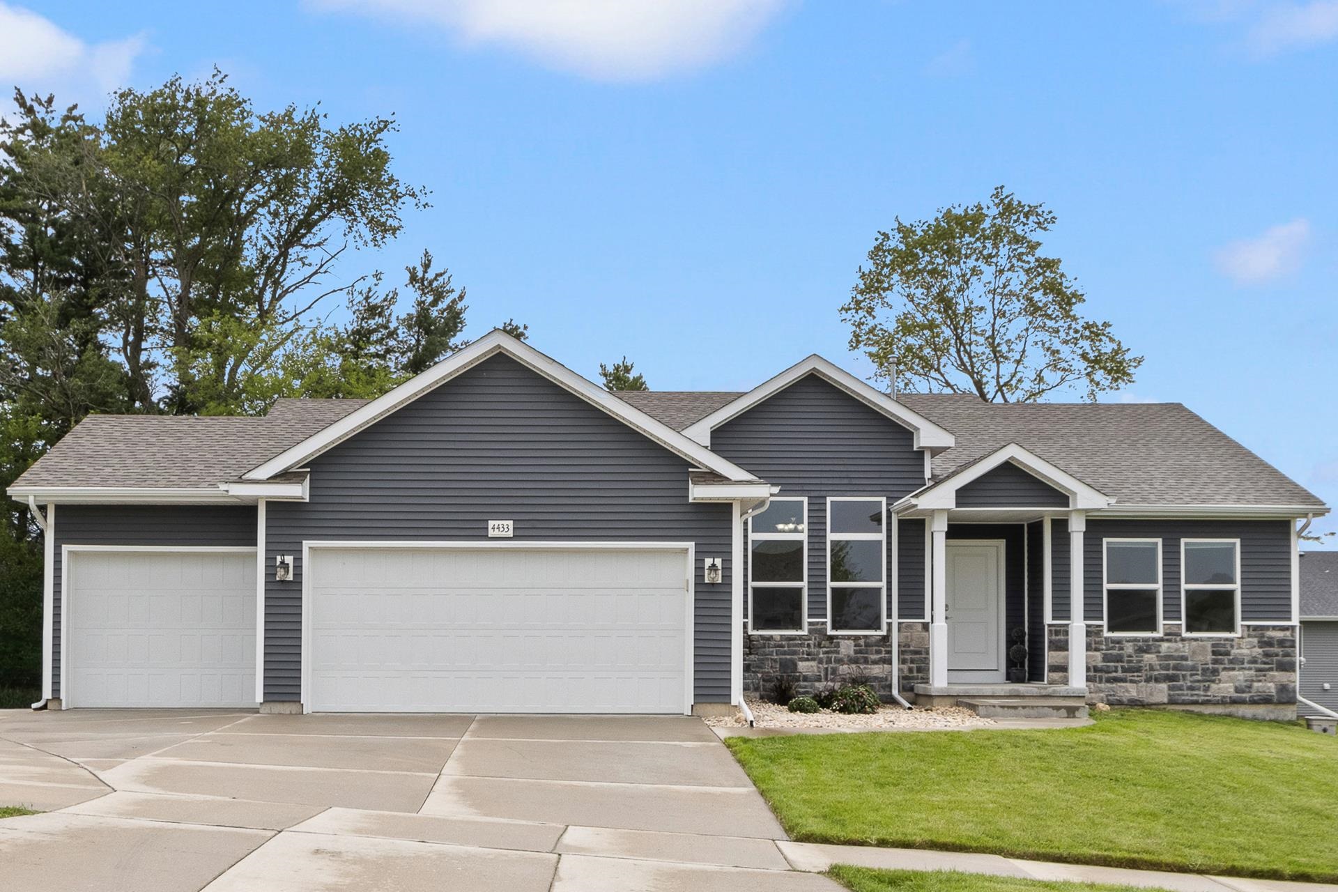 2030629 Property Photo 1