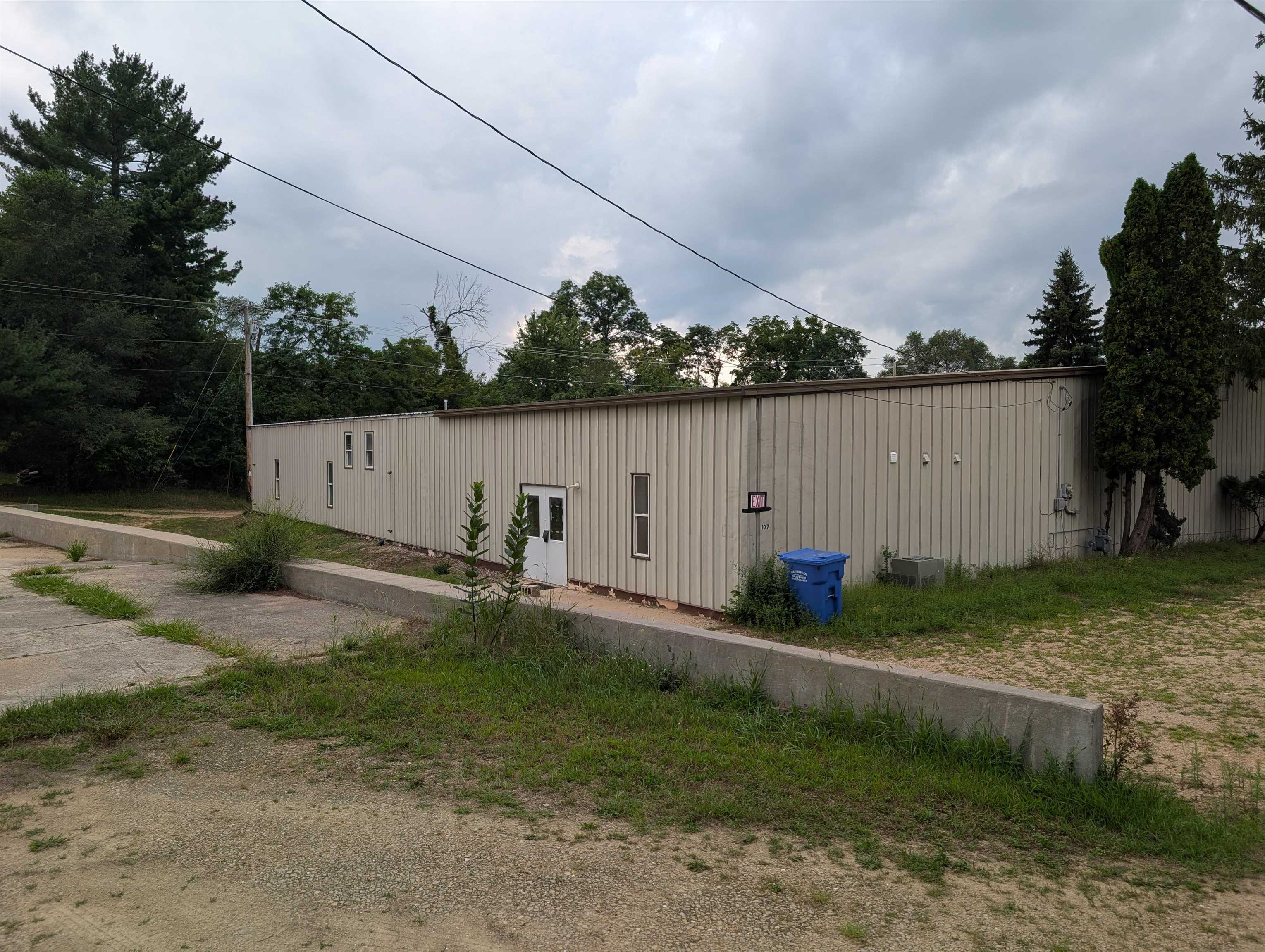 107 N Main Property Photo 1