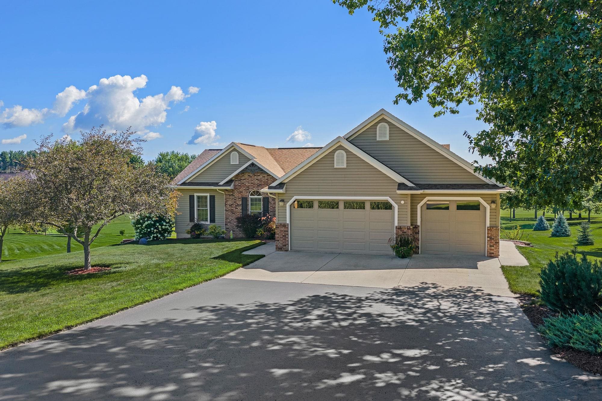 S2932 Golf Course Road