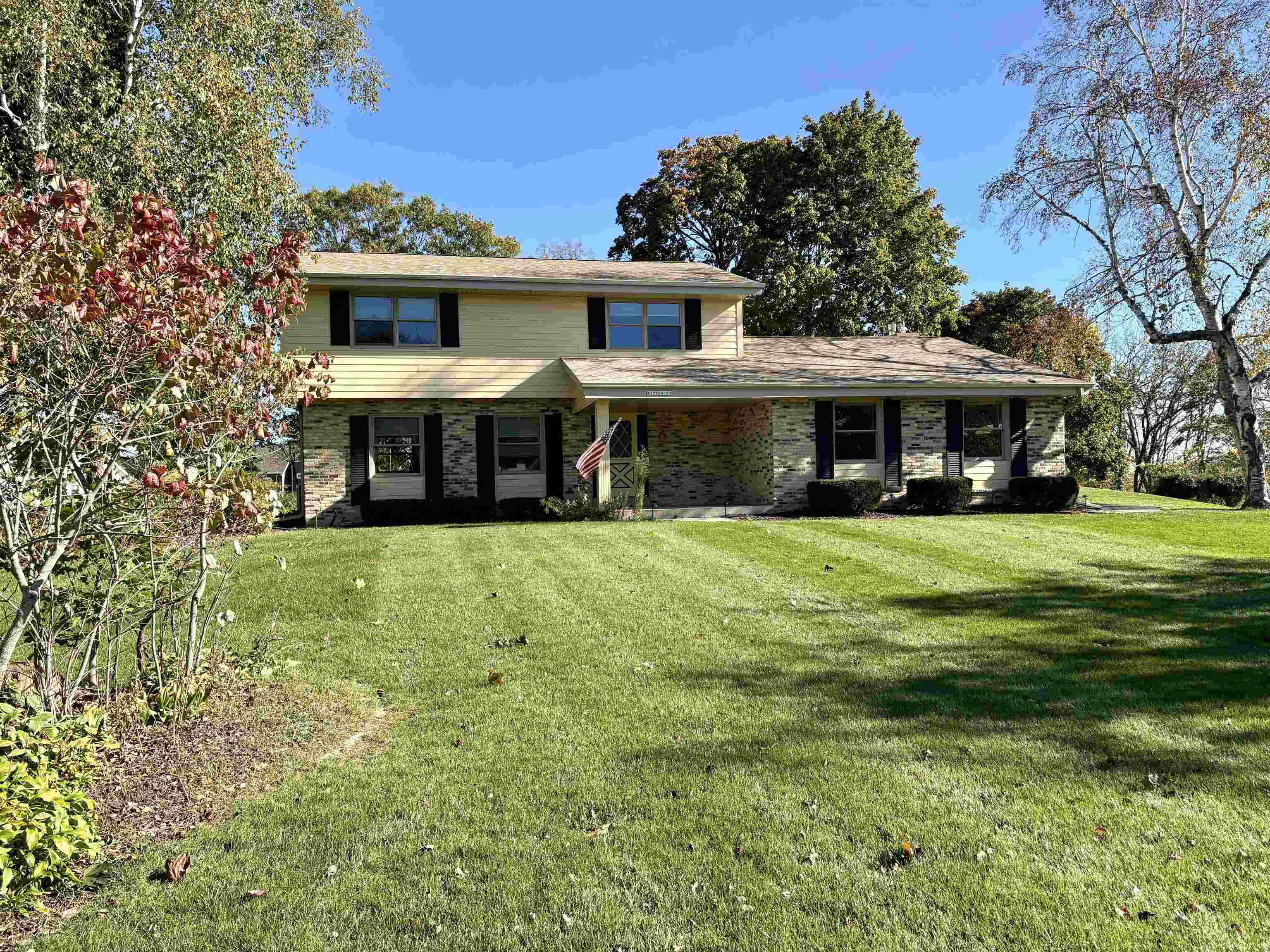W275 N4880 S Courtland Circle