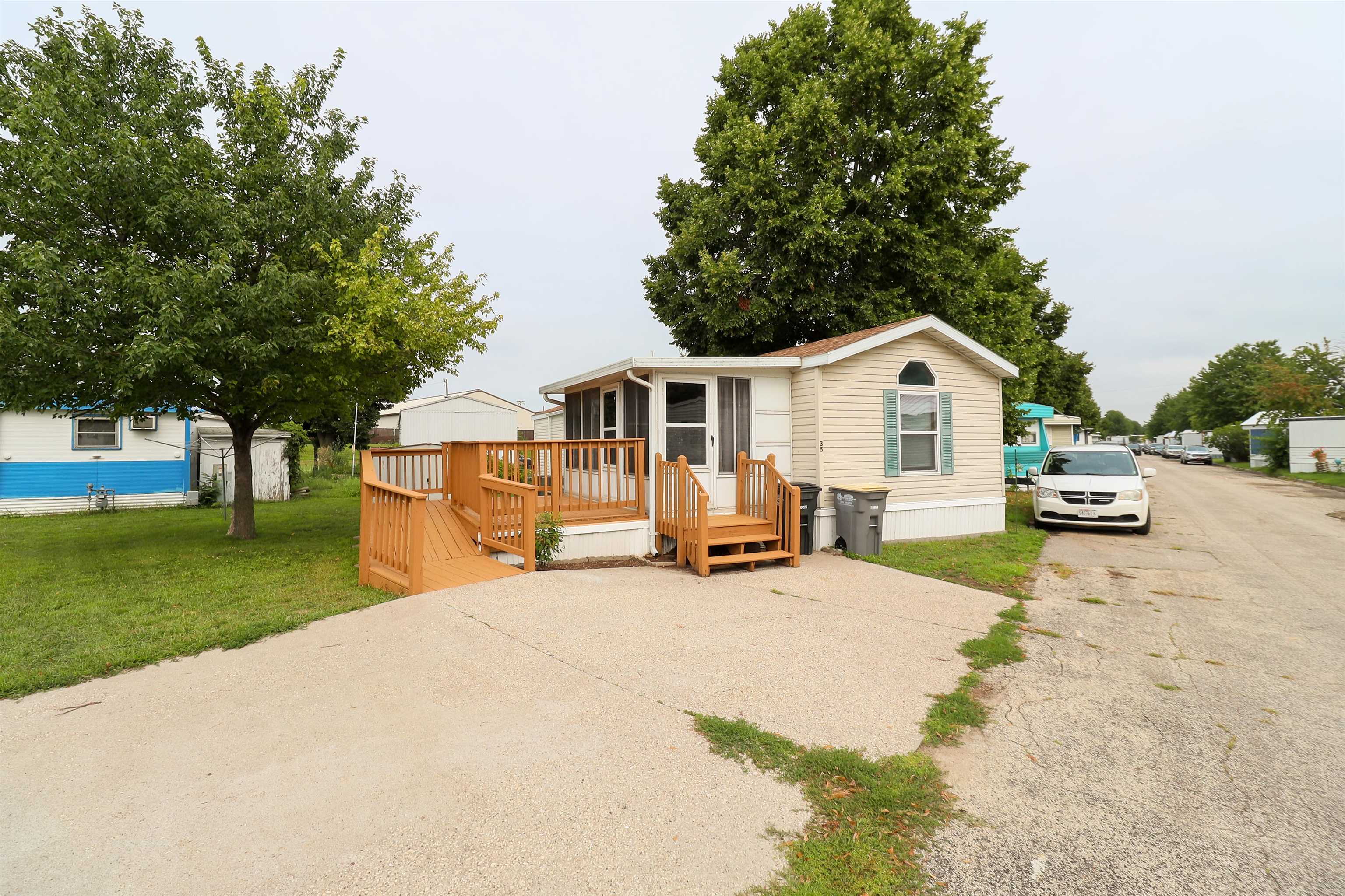 4625 Mormon Coulee Road #35 Property Photo 1