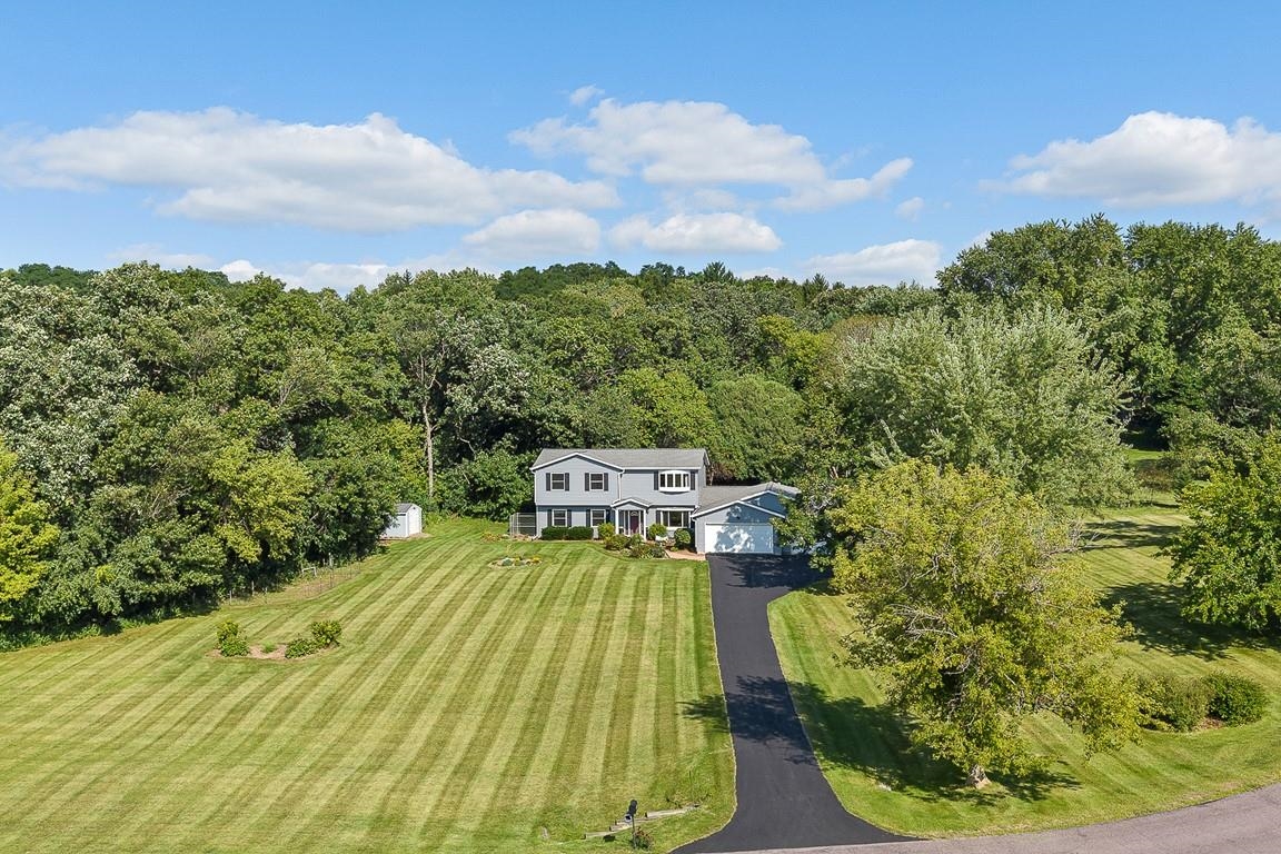 4862 Hickory Trail Property Photo 1