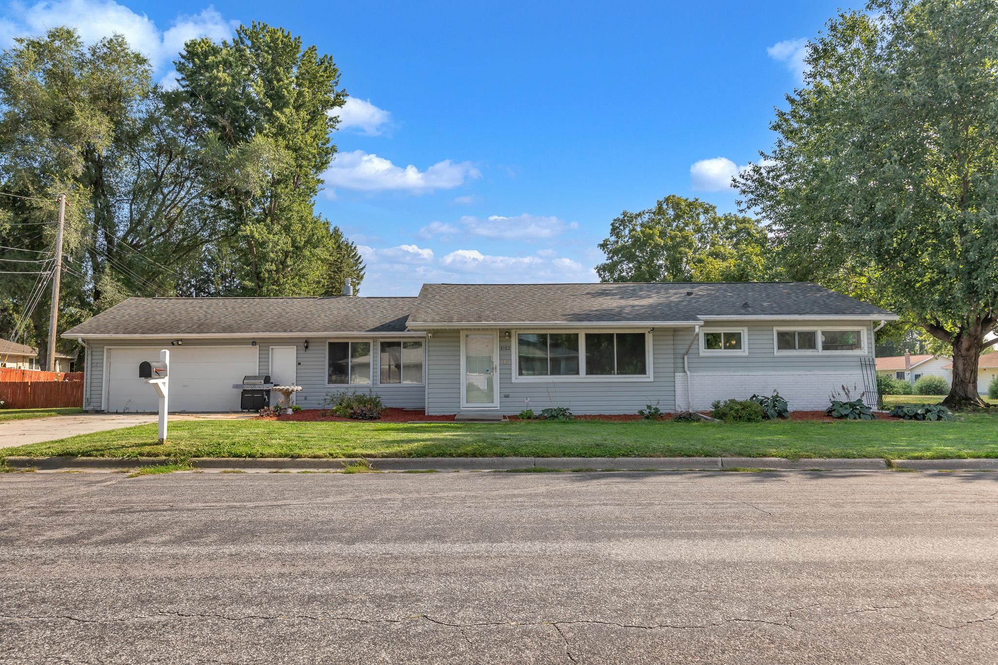 3102 E Fairchild S Street Property Photo 1
