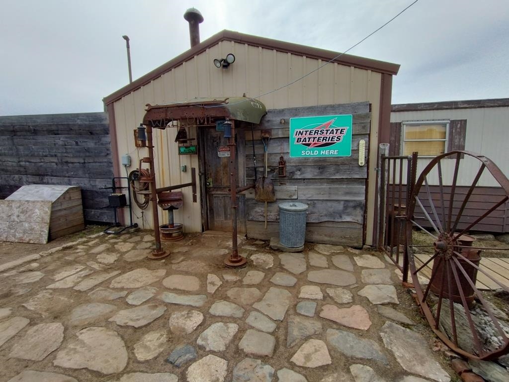 12279 Stangle Road Property Photo 1