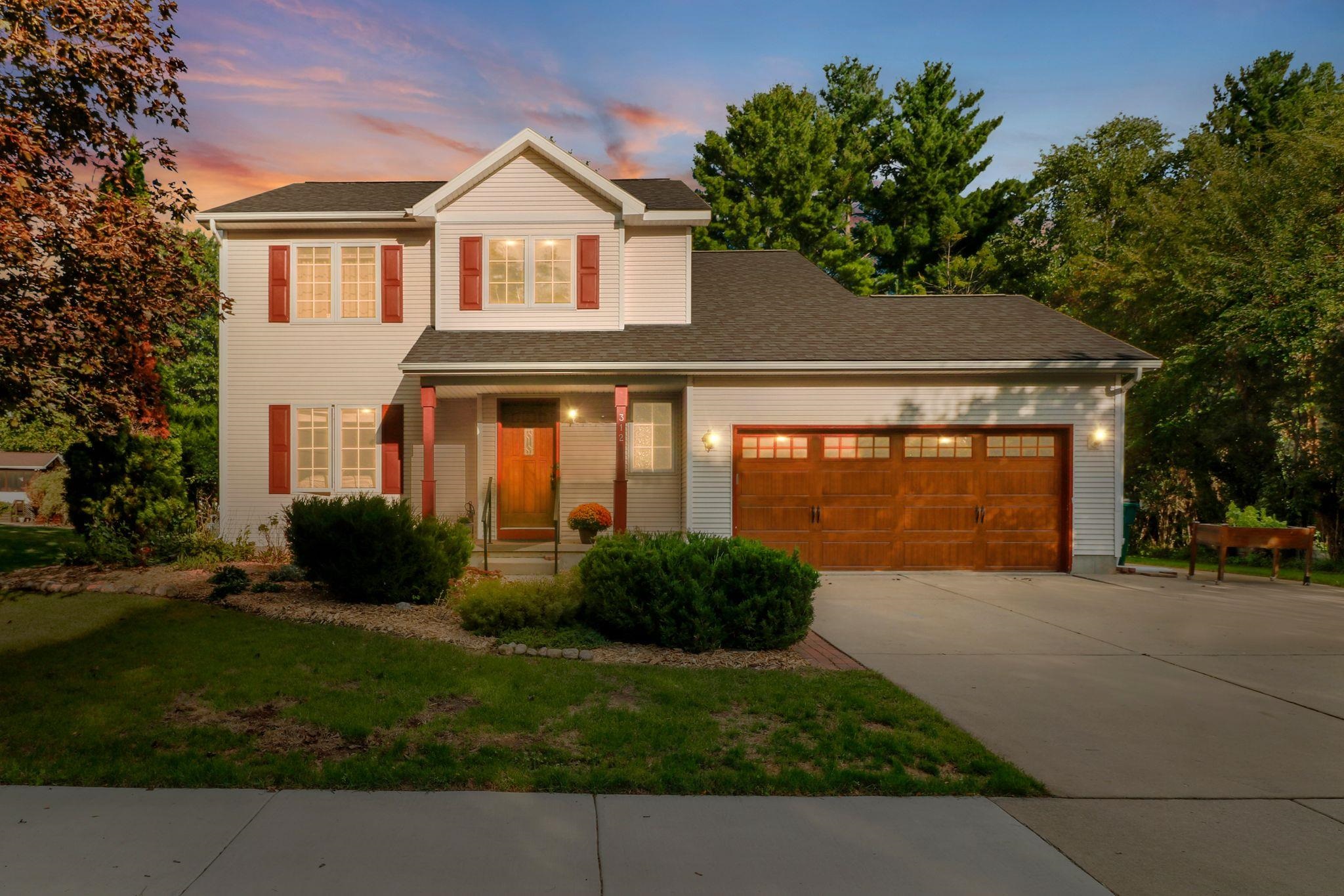 312 Tanglewood Court